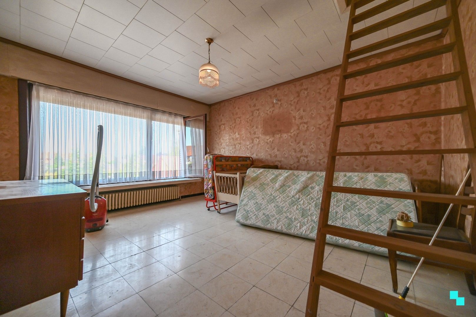 Karaktervolle woning met riante woonoppervlakte (267 m²) en tuin in Emelgem foto 26