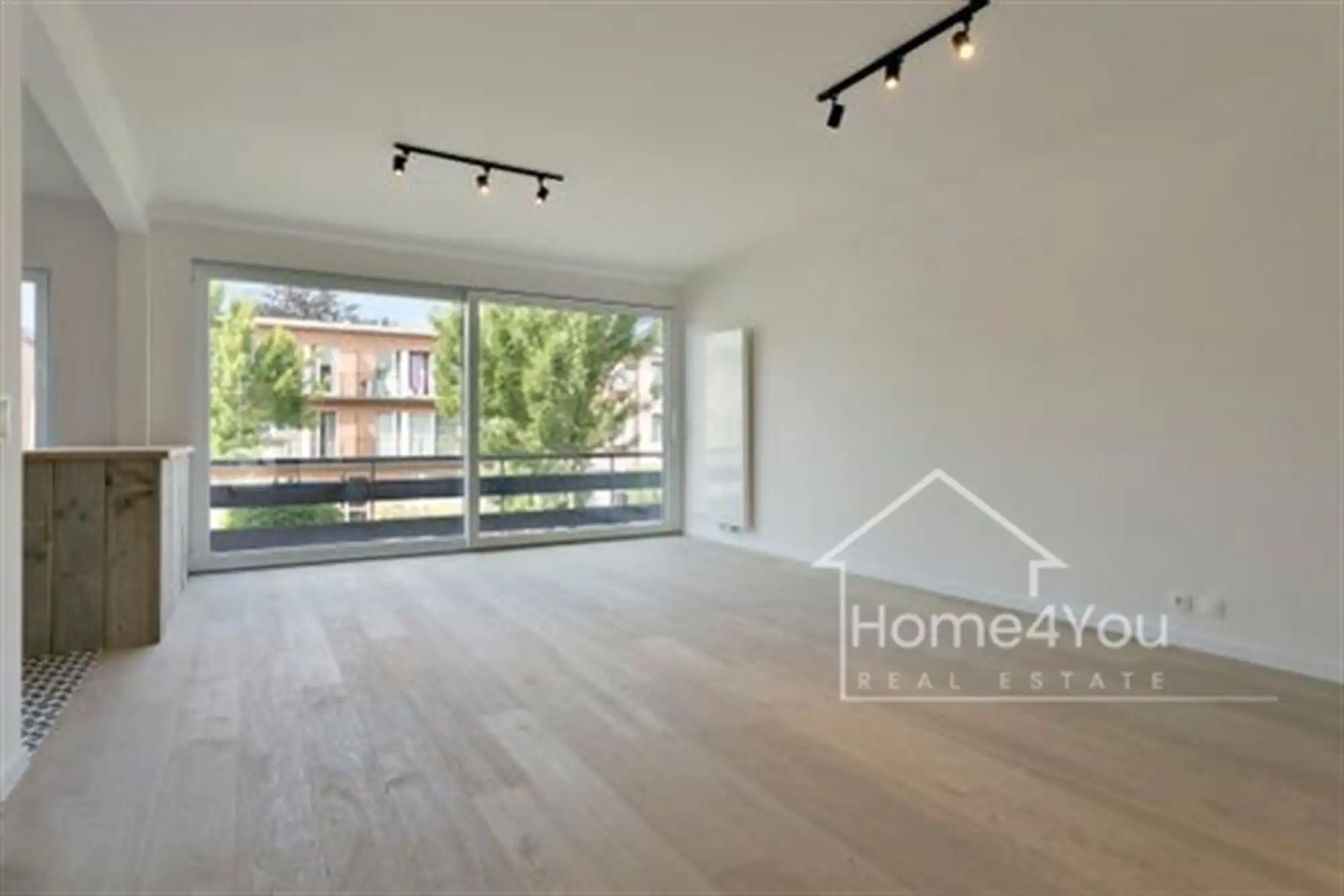 Gerenoveerd 2-slaapkamer appartement in Edegem te koop! foto 4