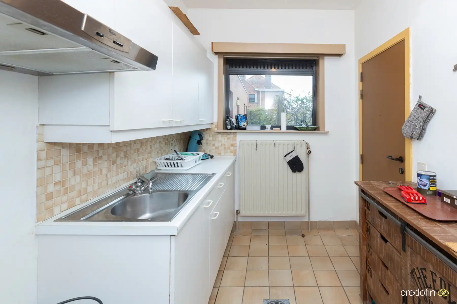 Handelszaak met duplex appartement in centrum Sleidinge foto 5
