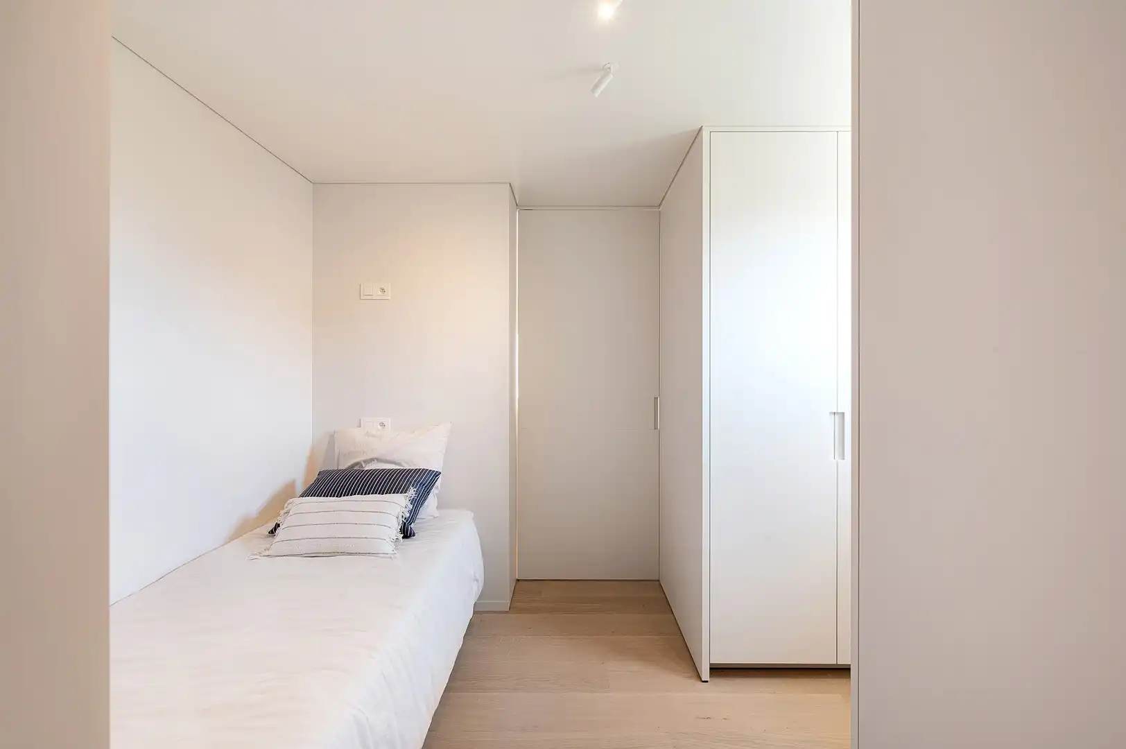 Appartement met zeezicht, gelegen in een villaresidentie in hartje Zoute. foto 26