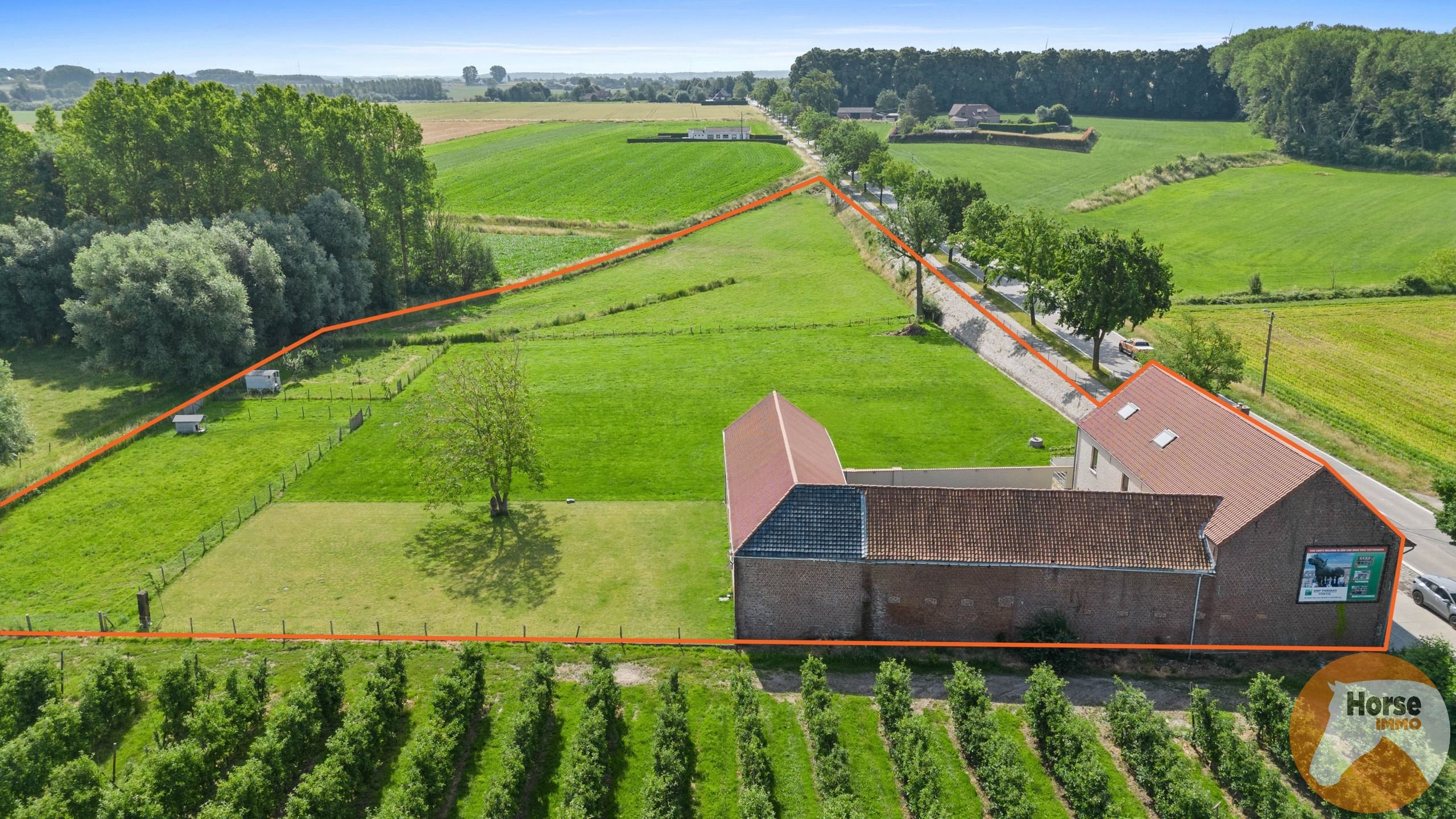 PEPINGEN - Smaakvol gerenoveerde hoeve met aanpalende weide  foto 3