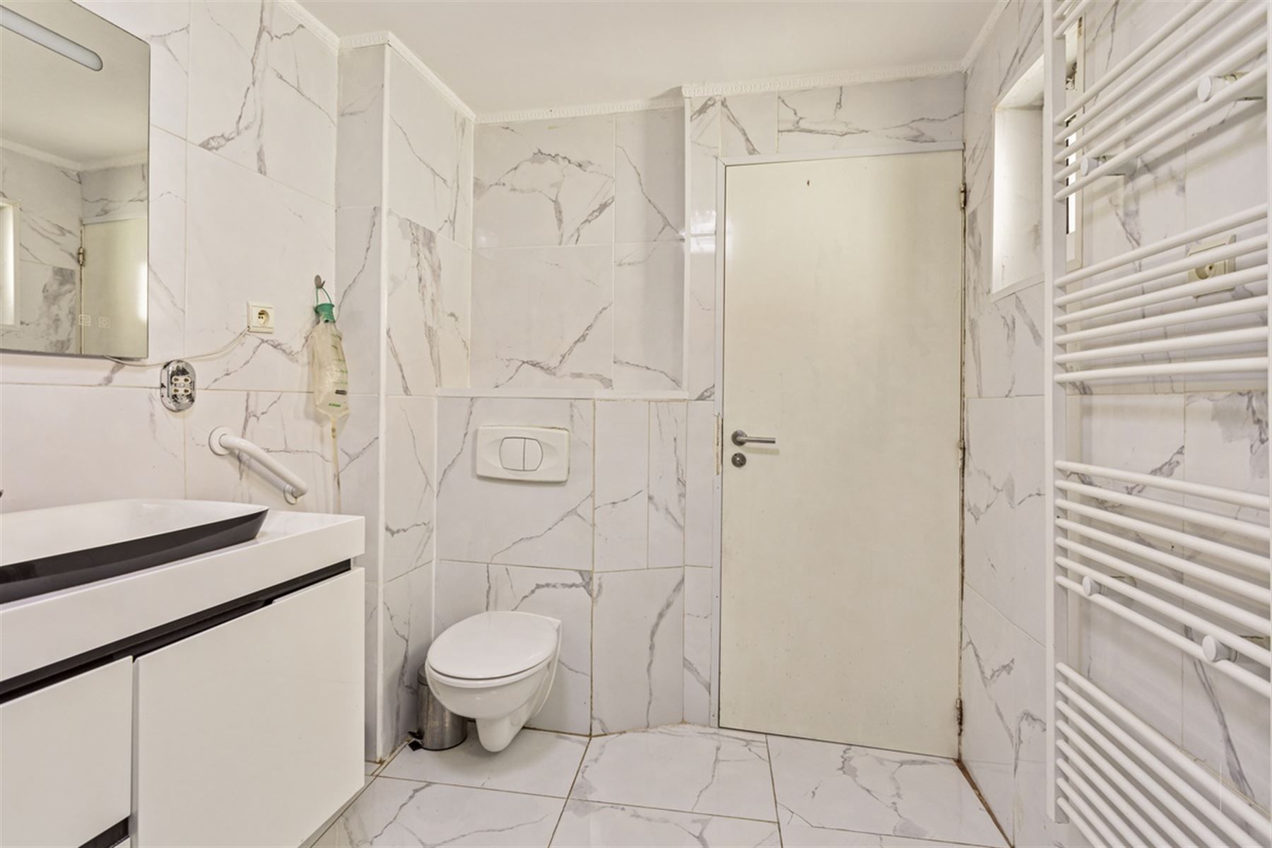 Enorm ruime familiewoning met 7 slaapkamers te Temse foto 11