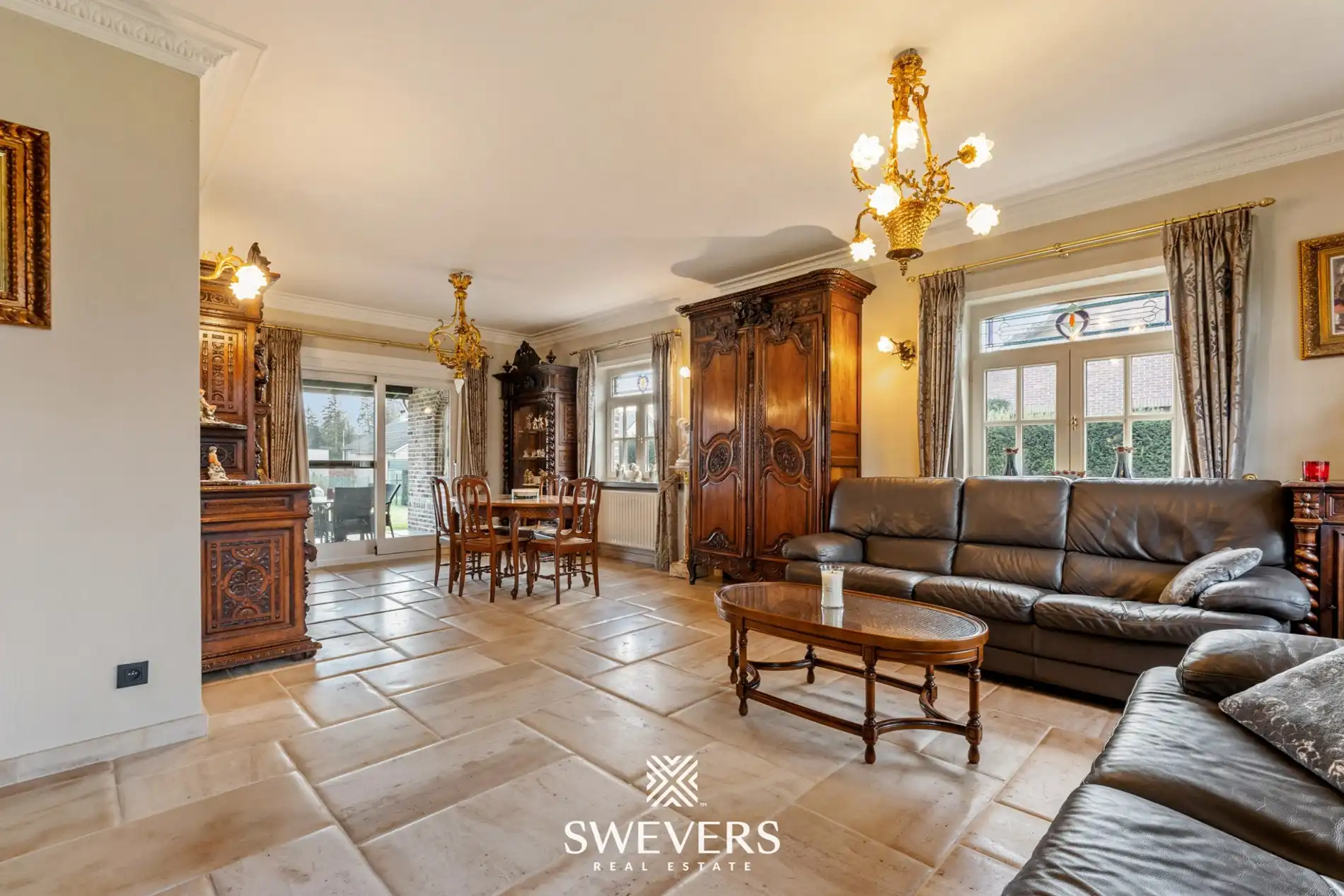 Ruime open bebouwing met 4 slaapkamers en zonnige tuin in Houthalen foto 3