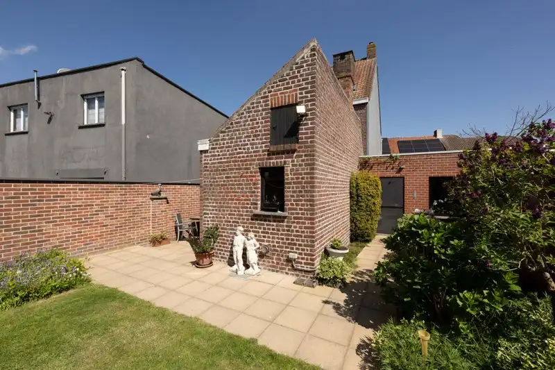 🏡 Gezinswoning met ruime garage en tuin TE KOOP in Meulebeke! foto 25