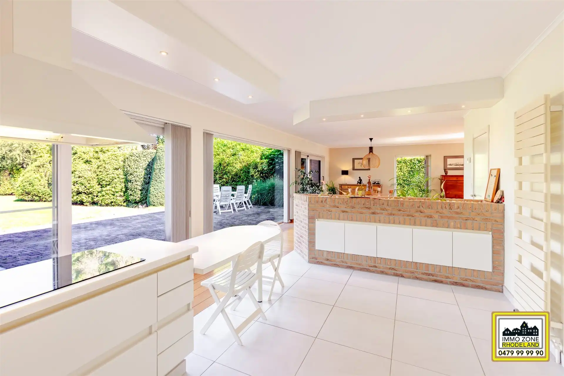 Prachtige villa met grote tuin met ideale ligging foto 14