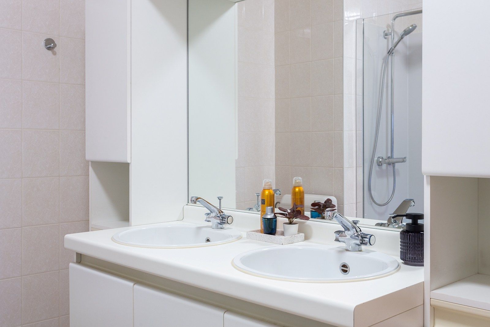 2 slaapkamer appartement met veel lichtinval foto 27