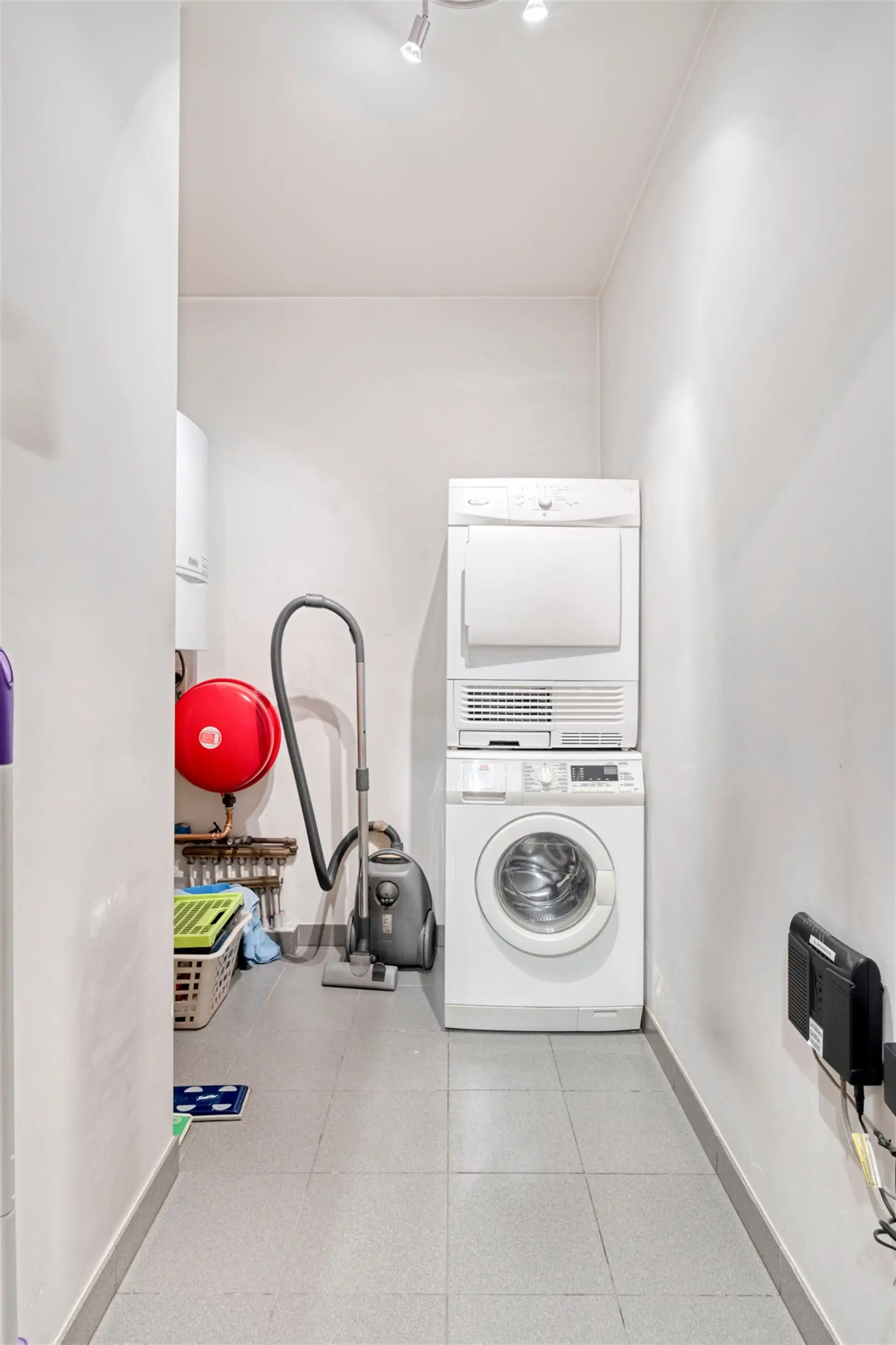 Uitstekend gelegen 3 slaapkamerappartement met 2 autostaanplaatsen (105m²) foto 13