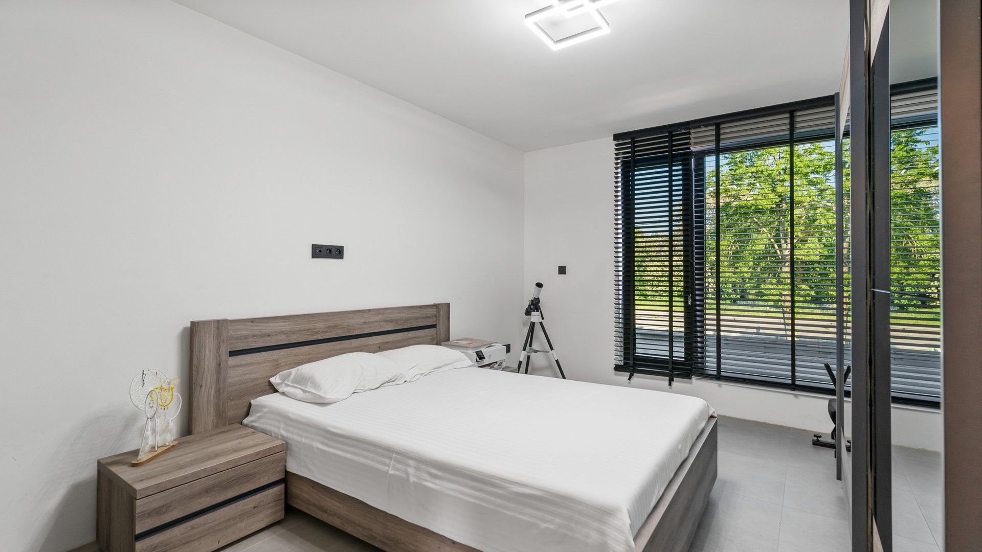 Luxueuze nieuwbouwwoning met handelsruimte/bureel te Genk foto 13