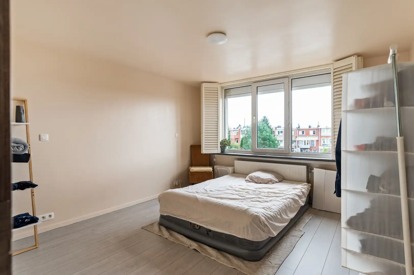 Lichtrijk ruim app. met EPC B en kelderberging in Deurne foto 12