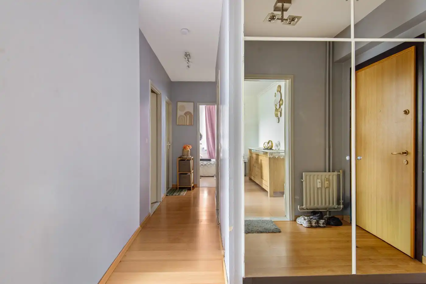 Ruim 3-slpk. appartement met terras en prachtig zicht in Berchem foto 7