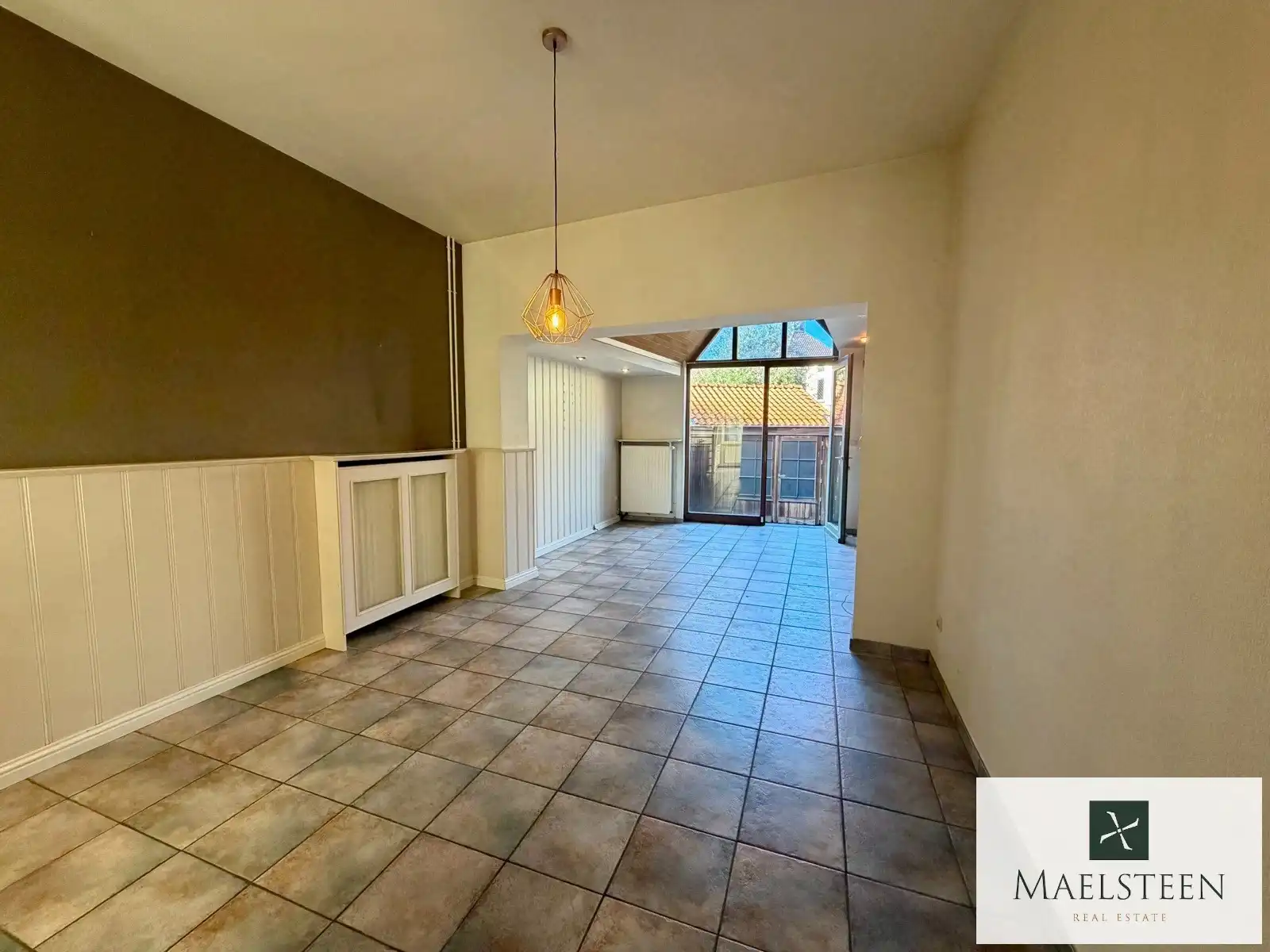 Instapklare trapgevelwoning, gelegen in Brugge centrum foto 6