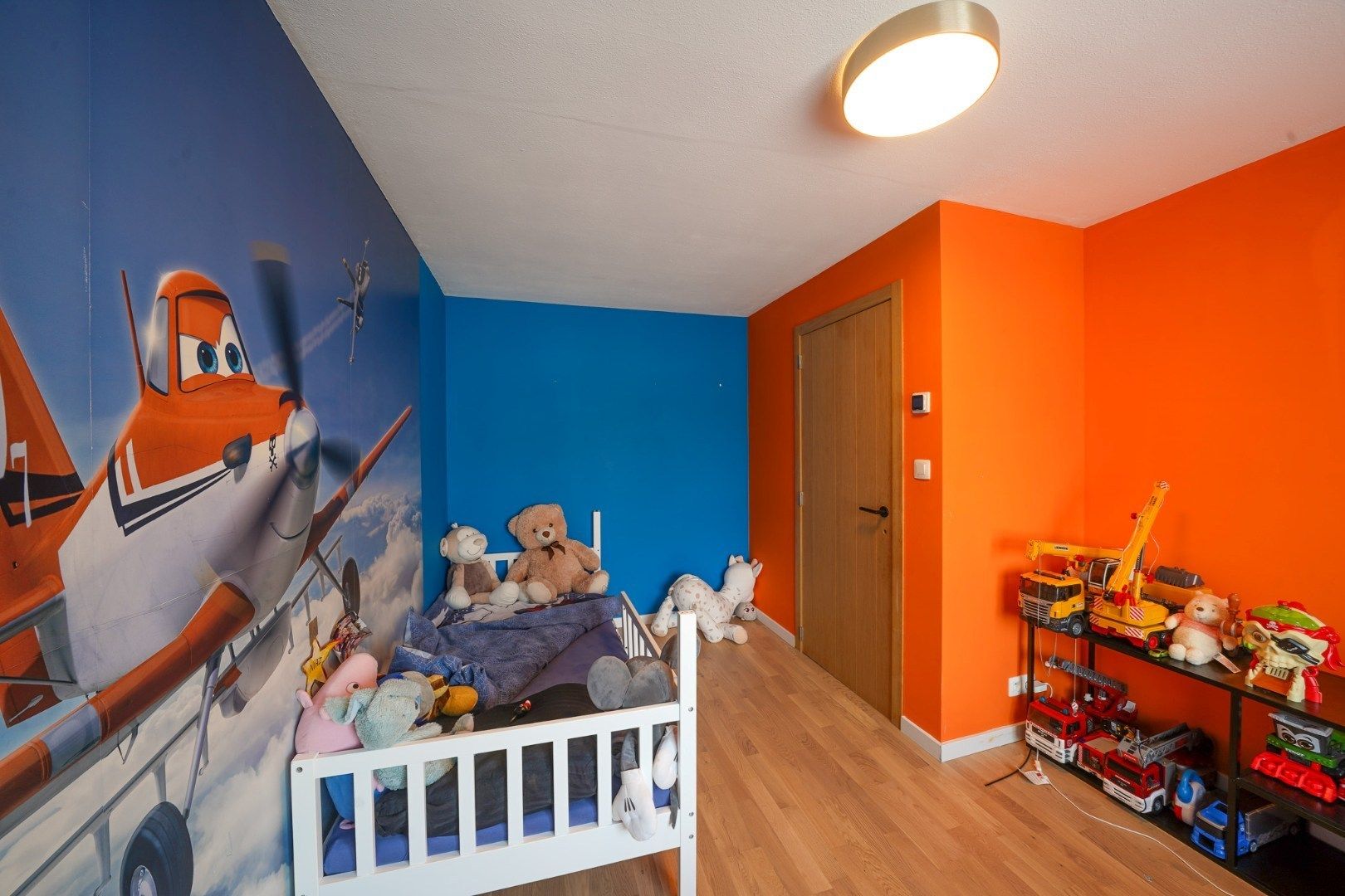 Ruime gerenoveerde "halfopen" -woning met 4 slaapkamers te Oudenburg foto 13