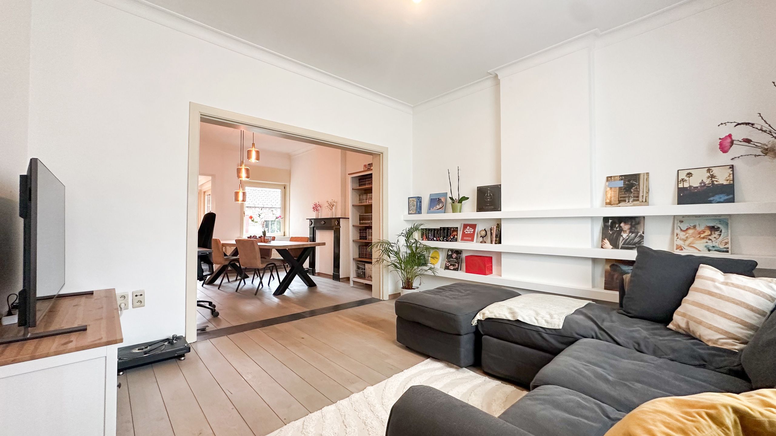 Charmante woning recent vernieuwd met leuk tuintje!  foto 16