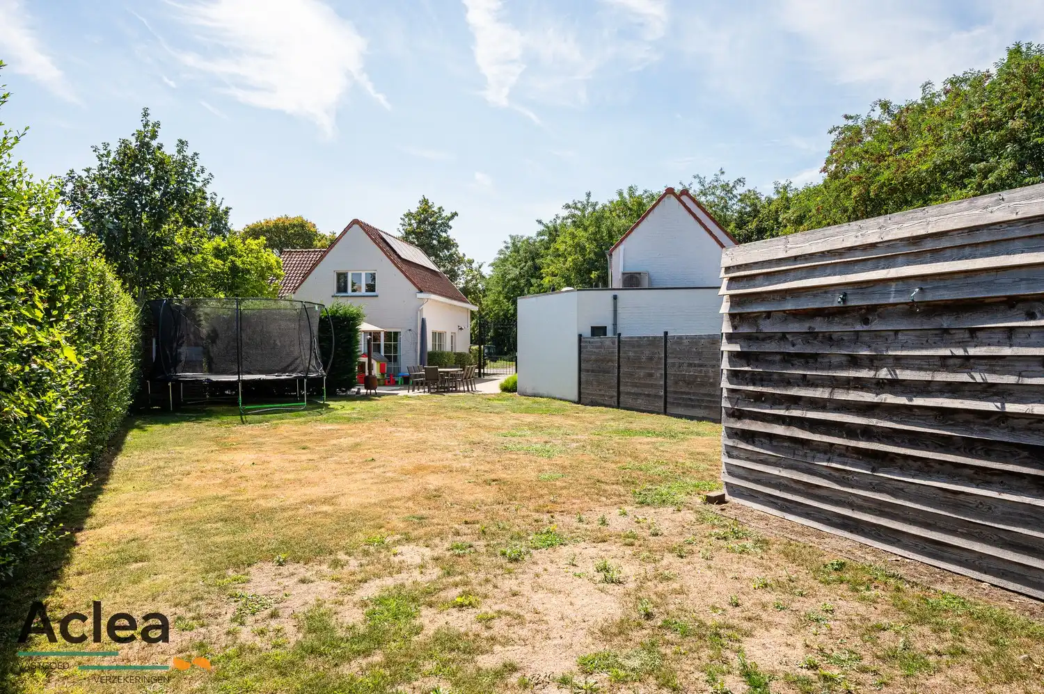Knappe vrijstaande woning op ruim perceel foto 44