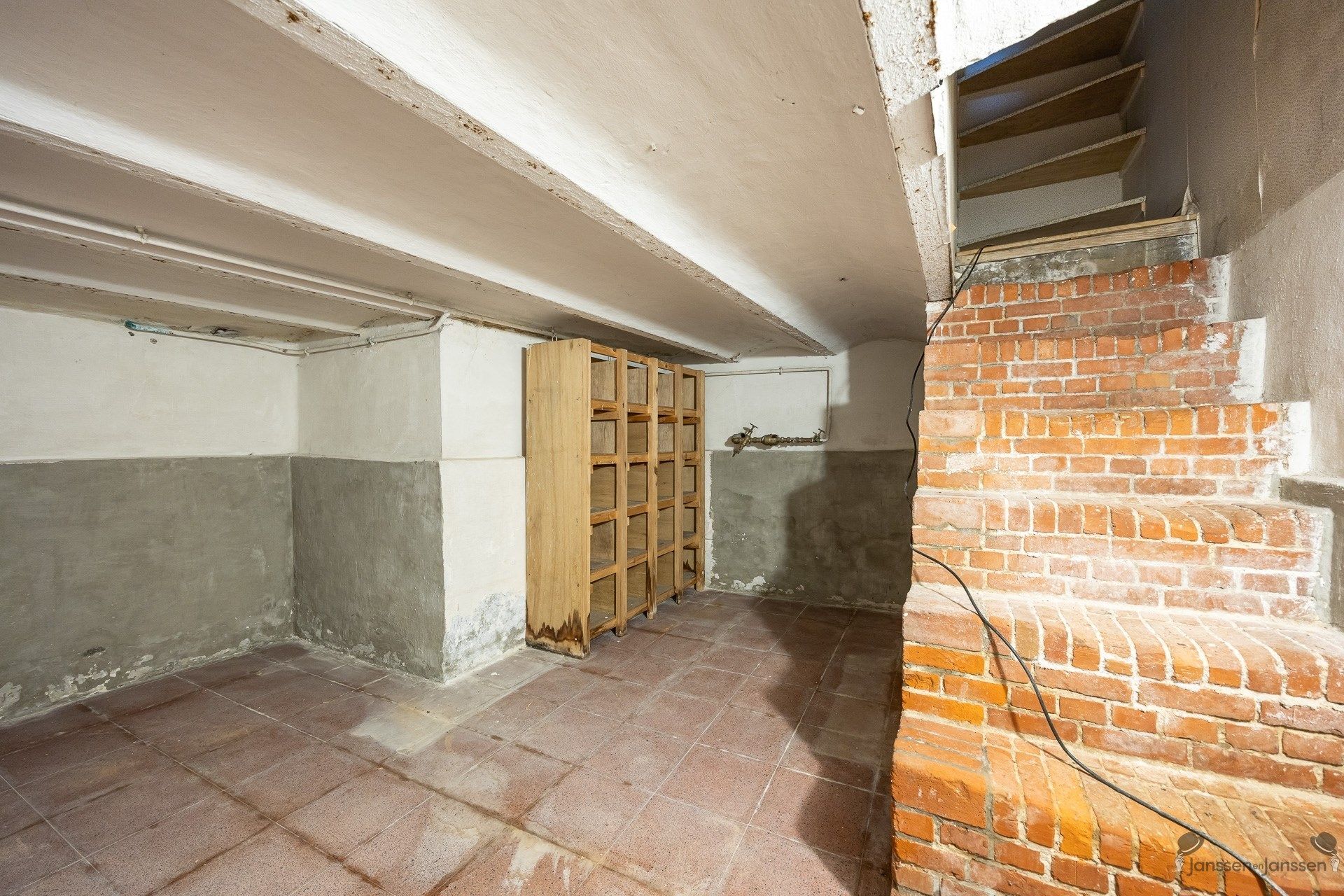 Authentieke woning met karakter in het hart van Sint-Lenaarts foto 31