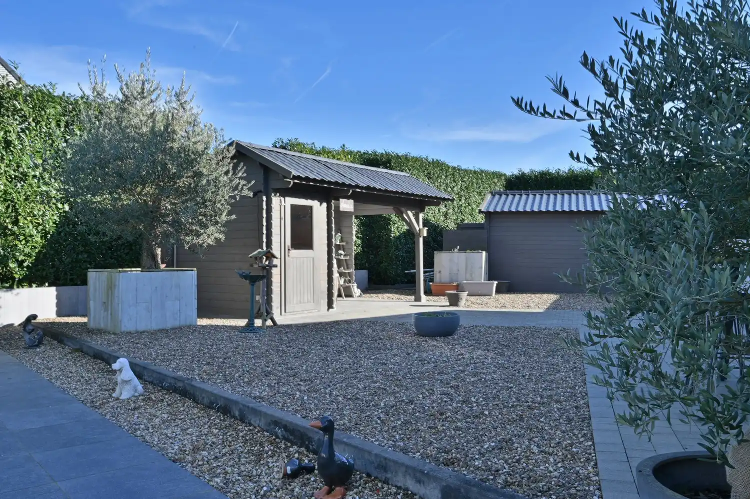 Karaktervolle woning met B&B in Veldwezelt foto 40