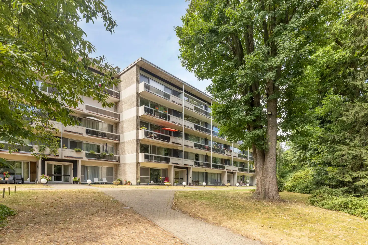 Te renoveren appartement (100m²) op 1ste verdieping met een uitstekende ligging aan de Hoogboomsteenweg in Kapellen! foto 20