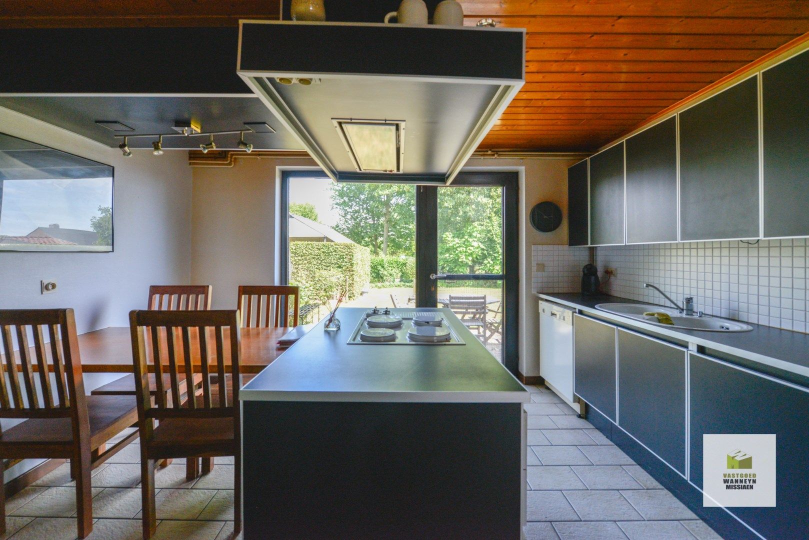Vrijstaande woning op 700m2 met 3 slpk en zonnige tuin in doodlopende wijk te centrum Wingene foto 9