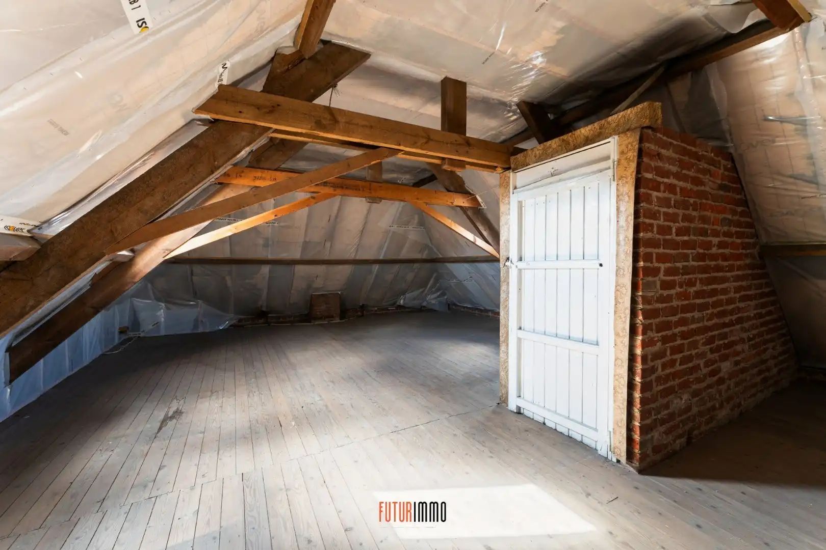 Karaktervolle alleenstaande woning in Rumbeke foto 27