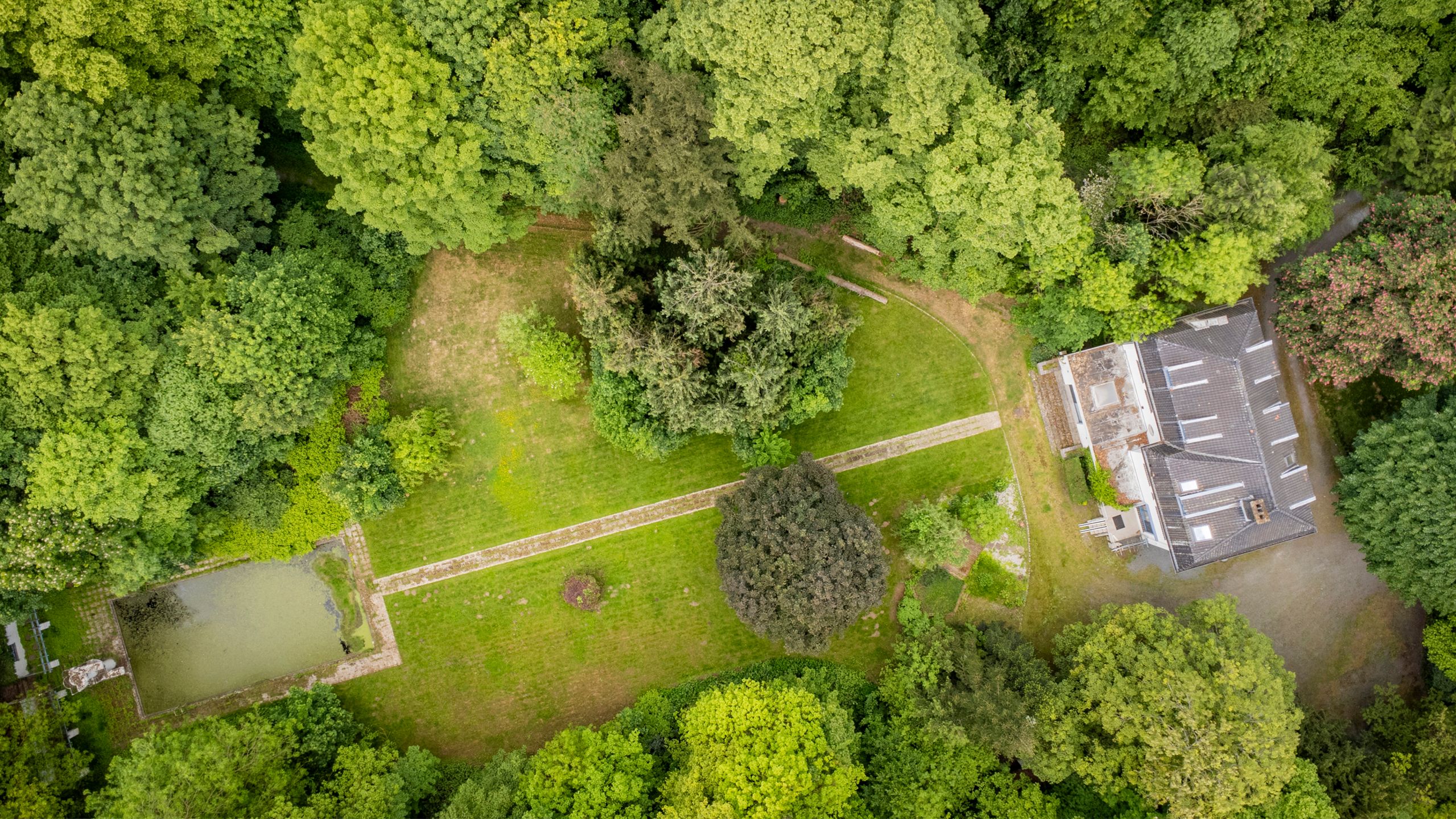 Exclusieve villa met zwembad en privédomein te Dilbeek foto 30