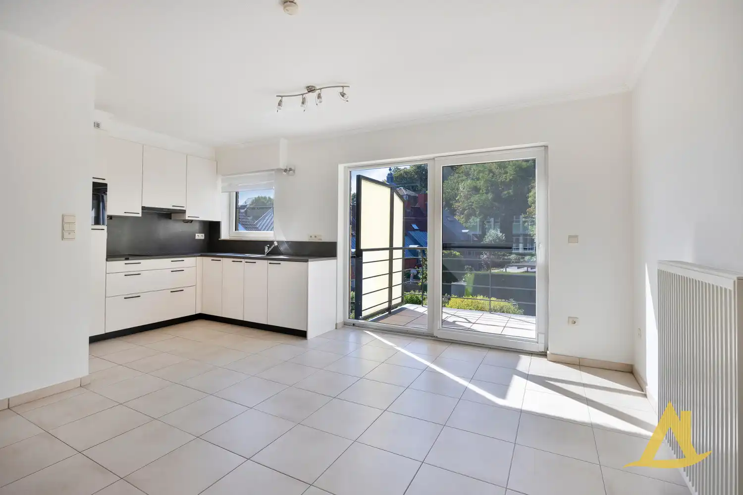 RECENT APPARTEMENT MET PRACHTIG ZICHT, CENTRUM DIEST! foto 12