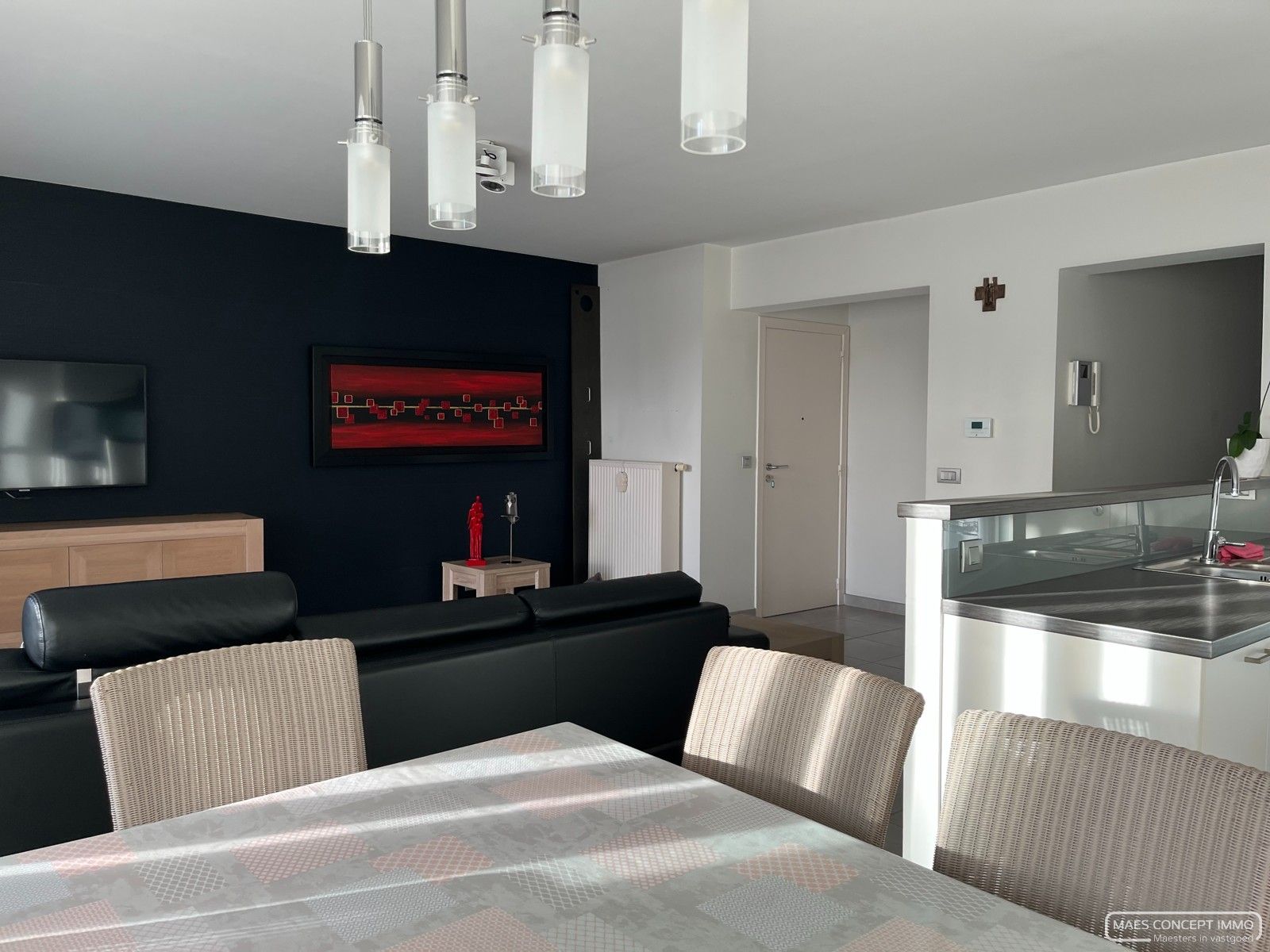 Gemeubeld appartement te huur in centrum Waregem met 2 terrassen foto 4