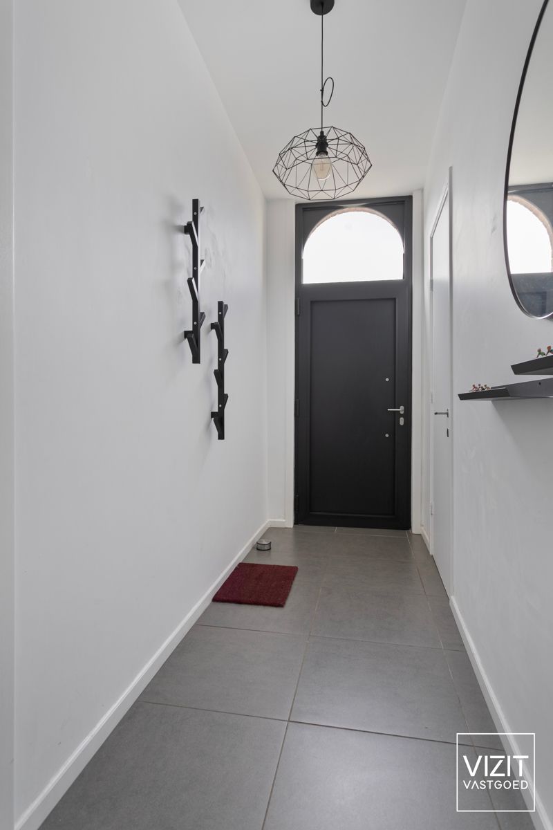 Instapklare woning te centrum Zottegem  foto 2