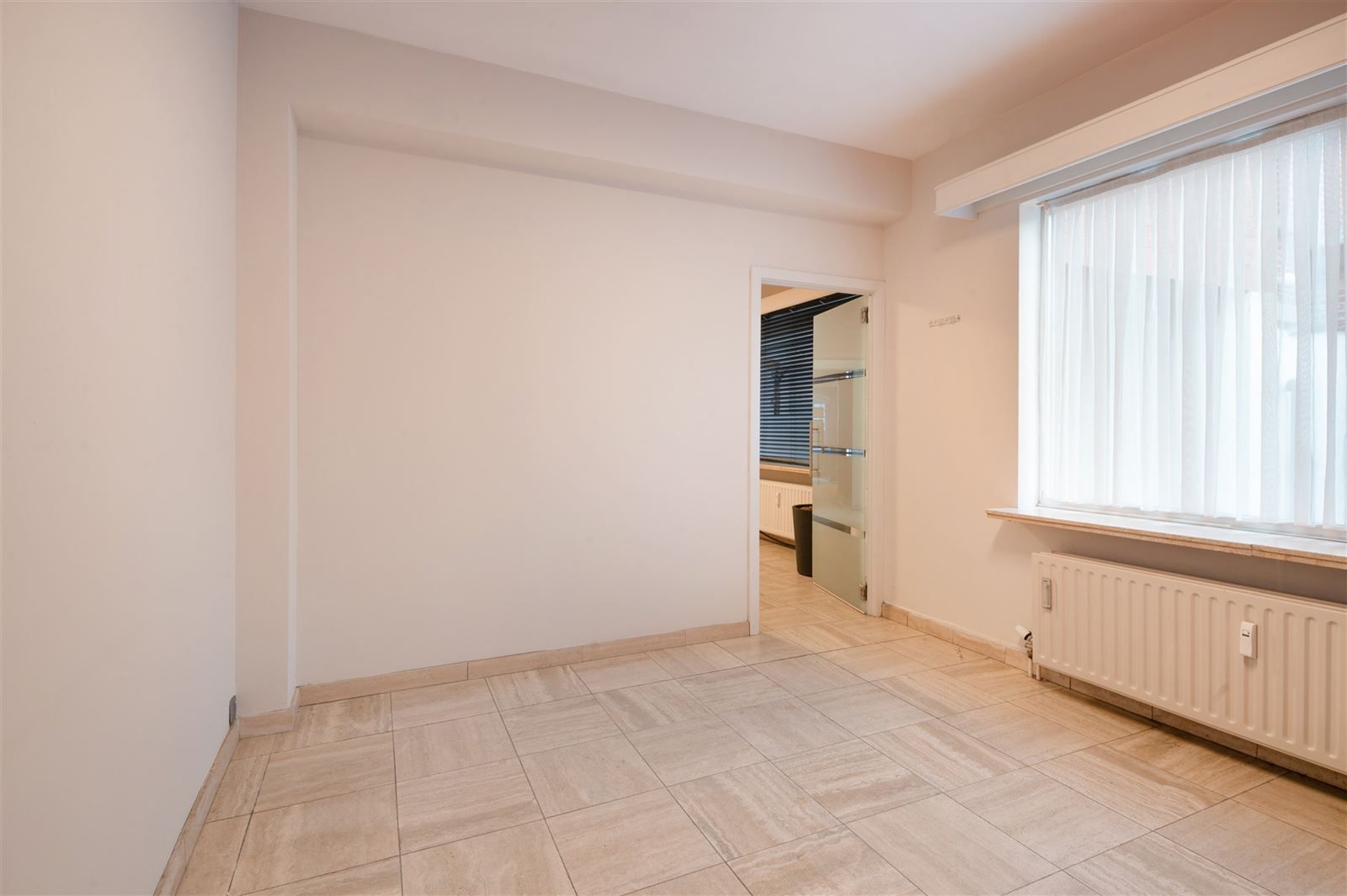 fantastisch gelegen winkel of kantoor foto 7