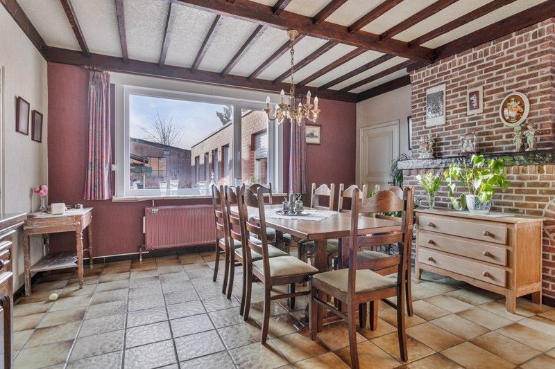 Alleenstaande woning met magazijn/loods TE KOOP in hartje Dentergem! foto 5
