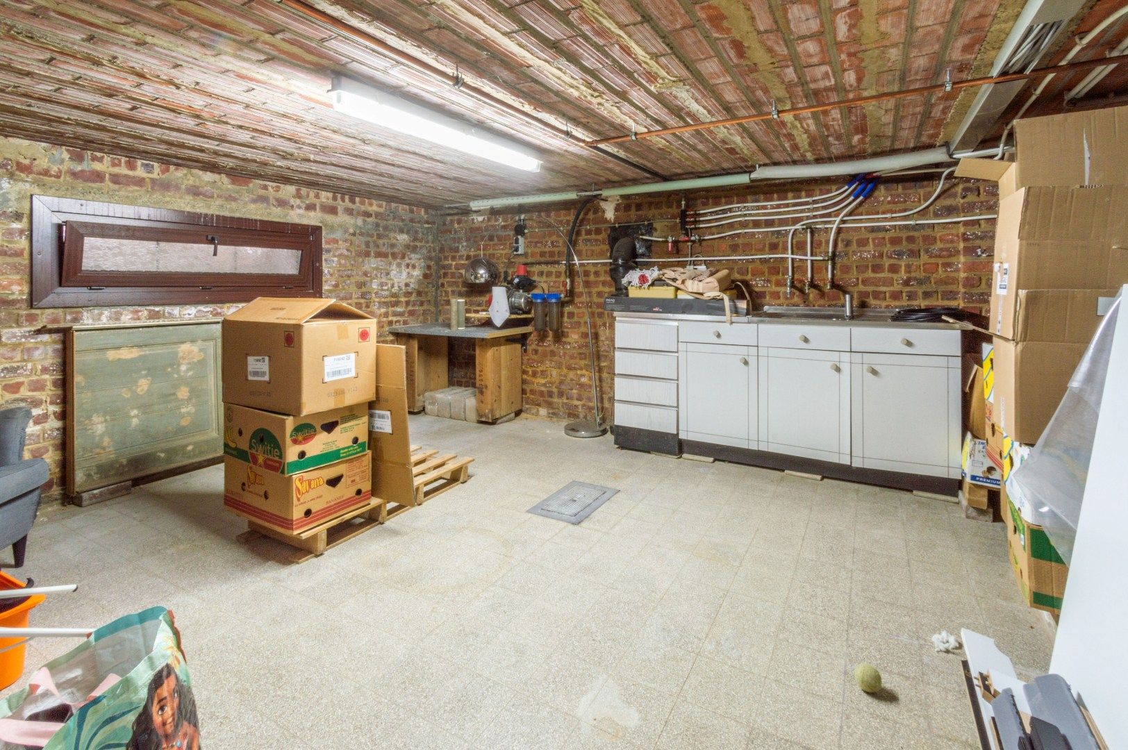 Een degelijke, goed onderhouden woning te Huizingen! foto 24