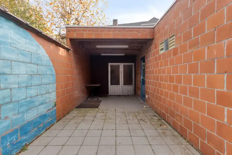 Commercieel pand met woonst en feestzaal op zichtbare locatie te Tielt 🏠 foto 35