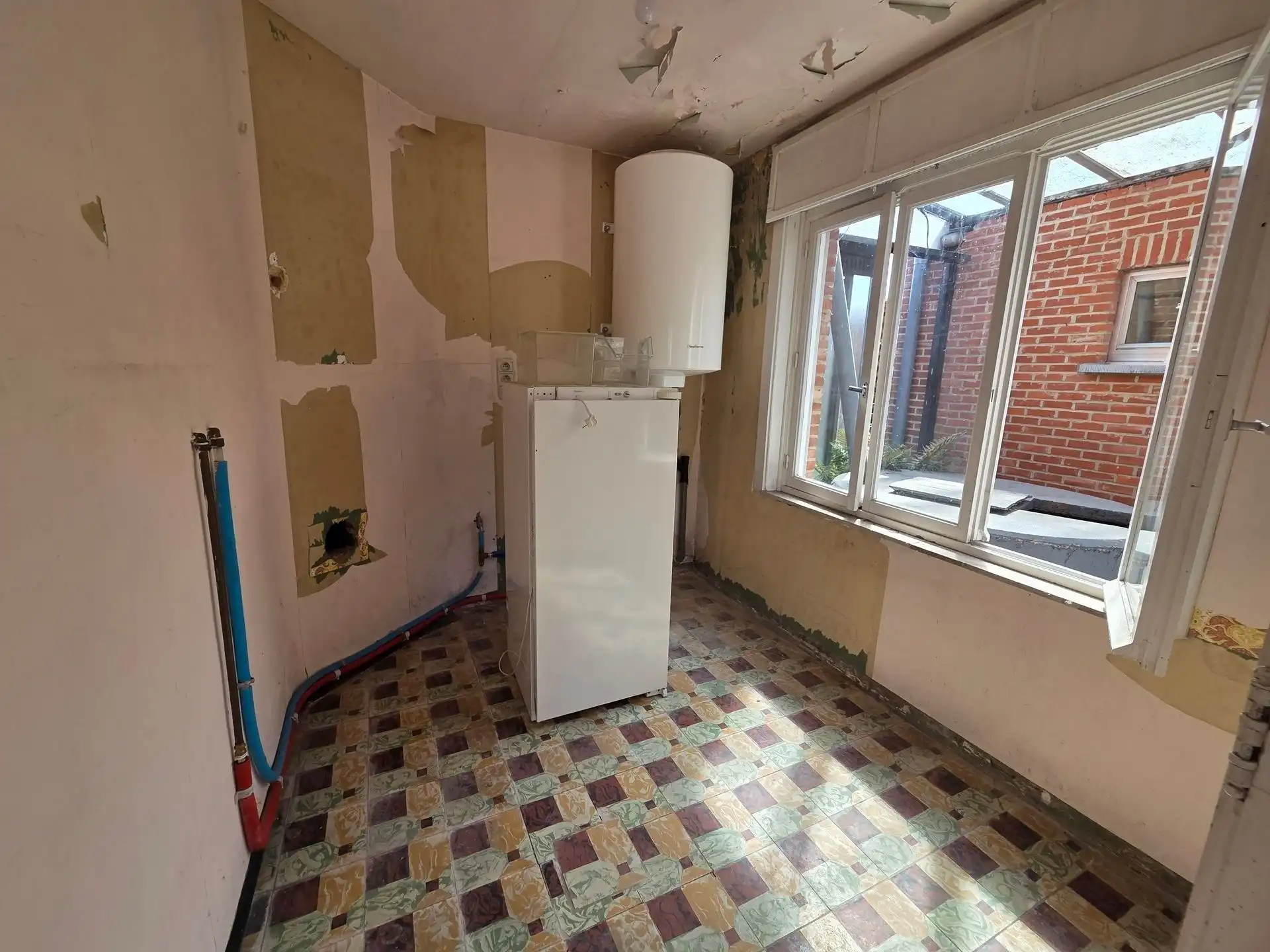 Te renoveren woning, rustig gelegen op een zuidgericht perceel van 581m² foto 9