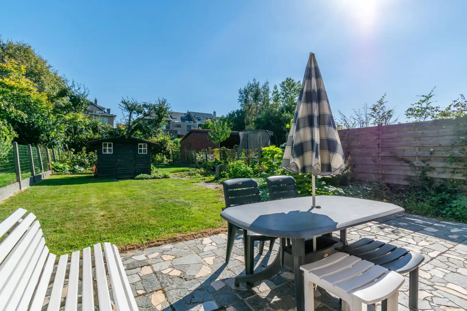 RUIME WONING (EPC: C) MET 3 SLAAPKAMERS, GARAGE & TUIN ! foto 8