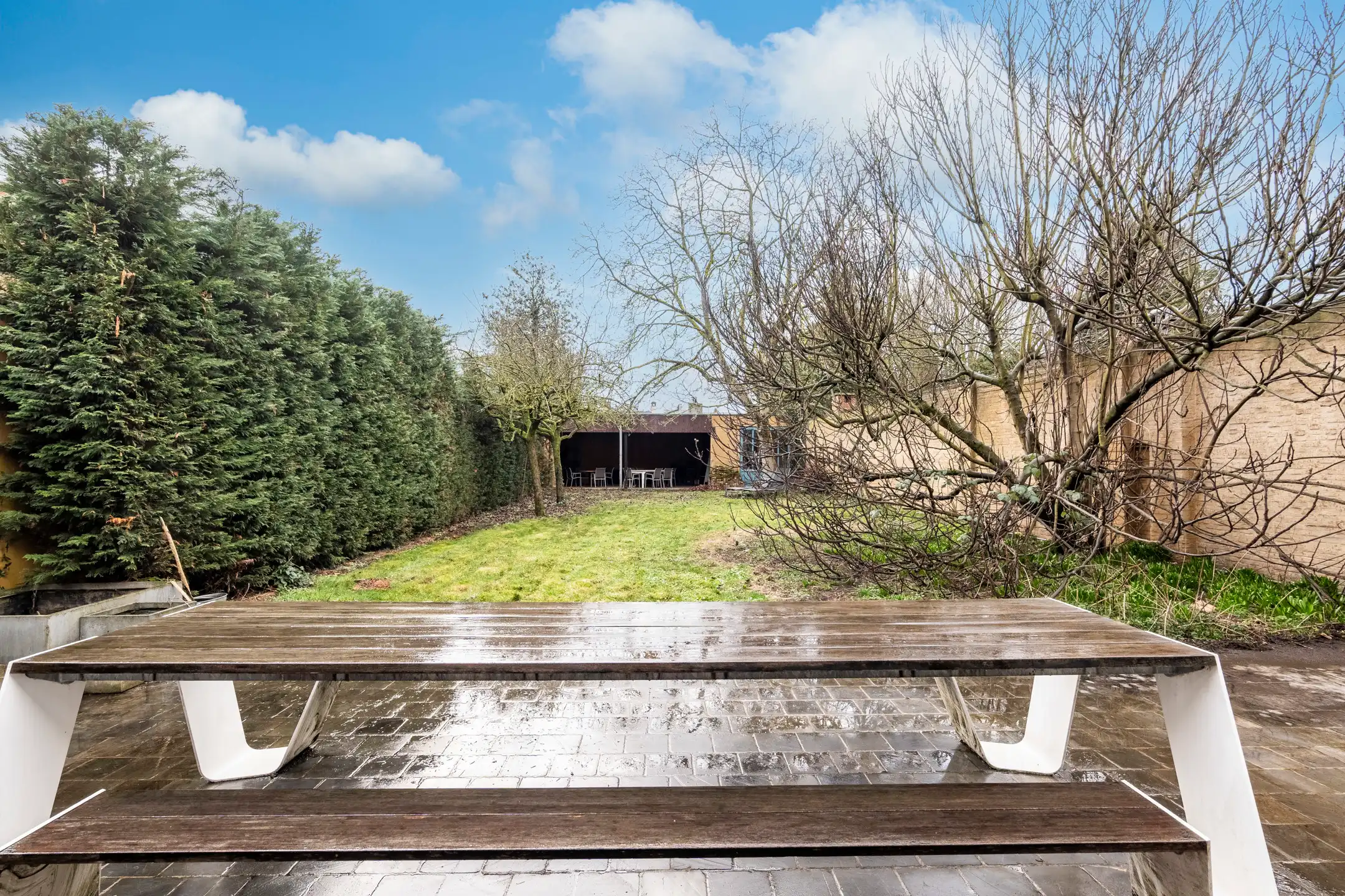 Gerenoveerd burgerhuis anno 1850 met binnentuin en patio foto 7
