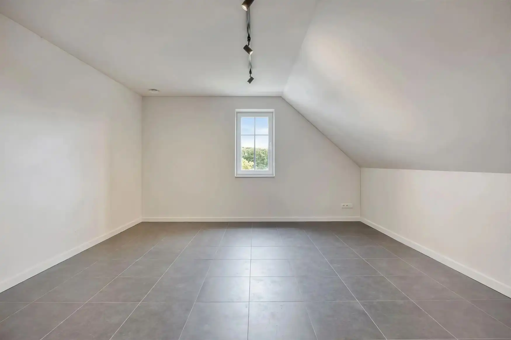Uitzonderlijke nieuwbouwwoning in landelijke stijl foto 19