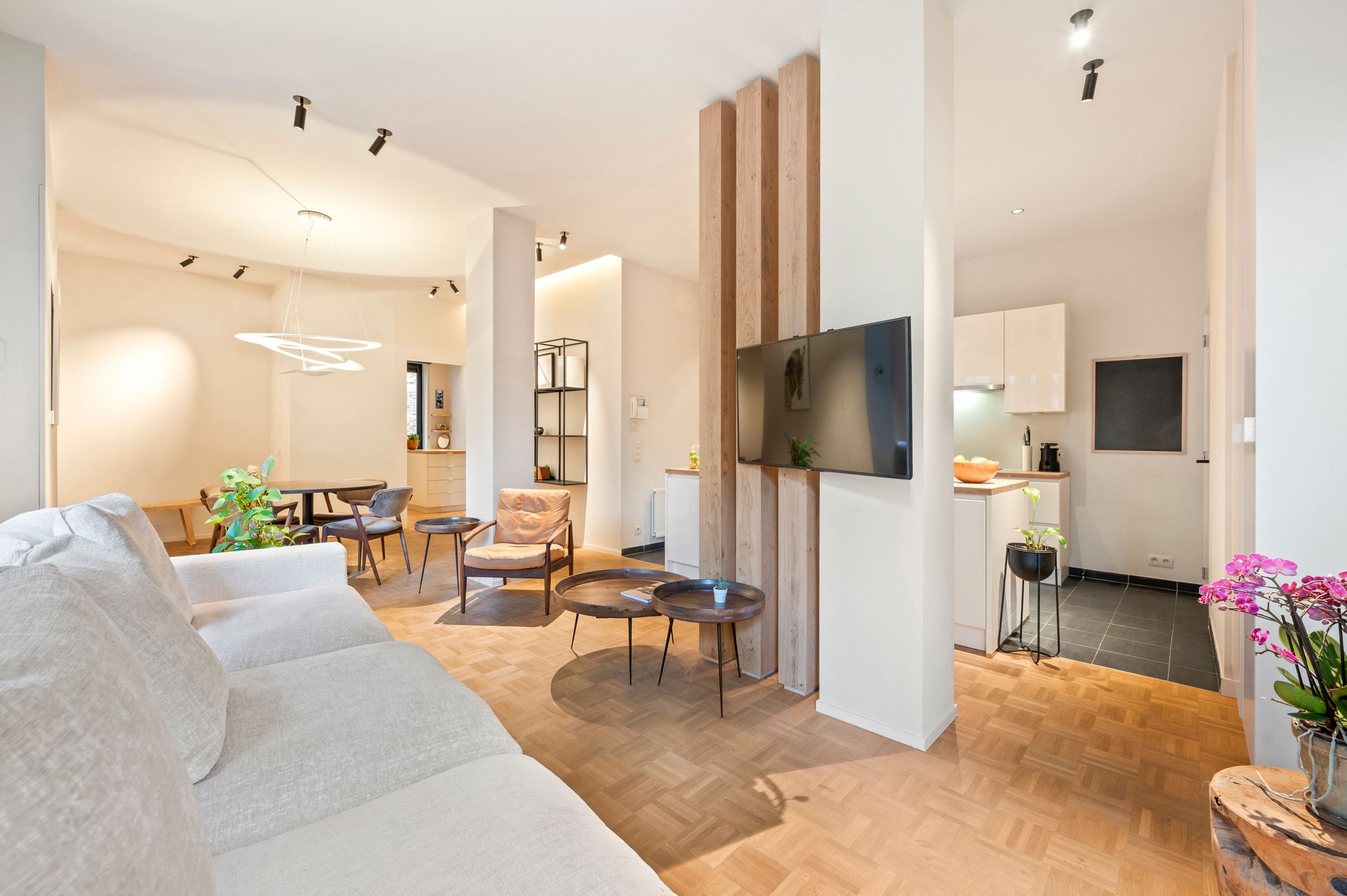 ANTWERPEN CENTRUM - Privé wonen nabij de Grote Markt  foto 5