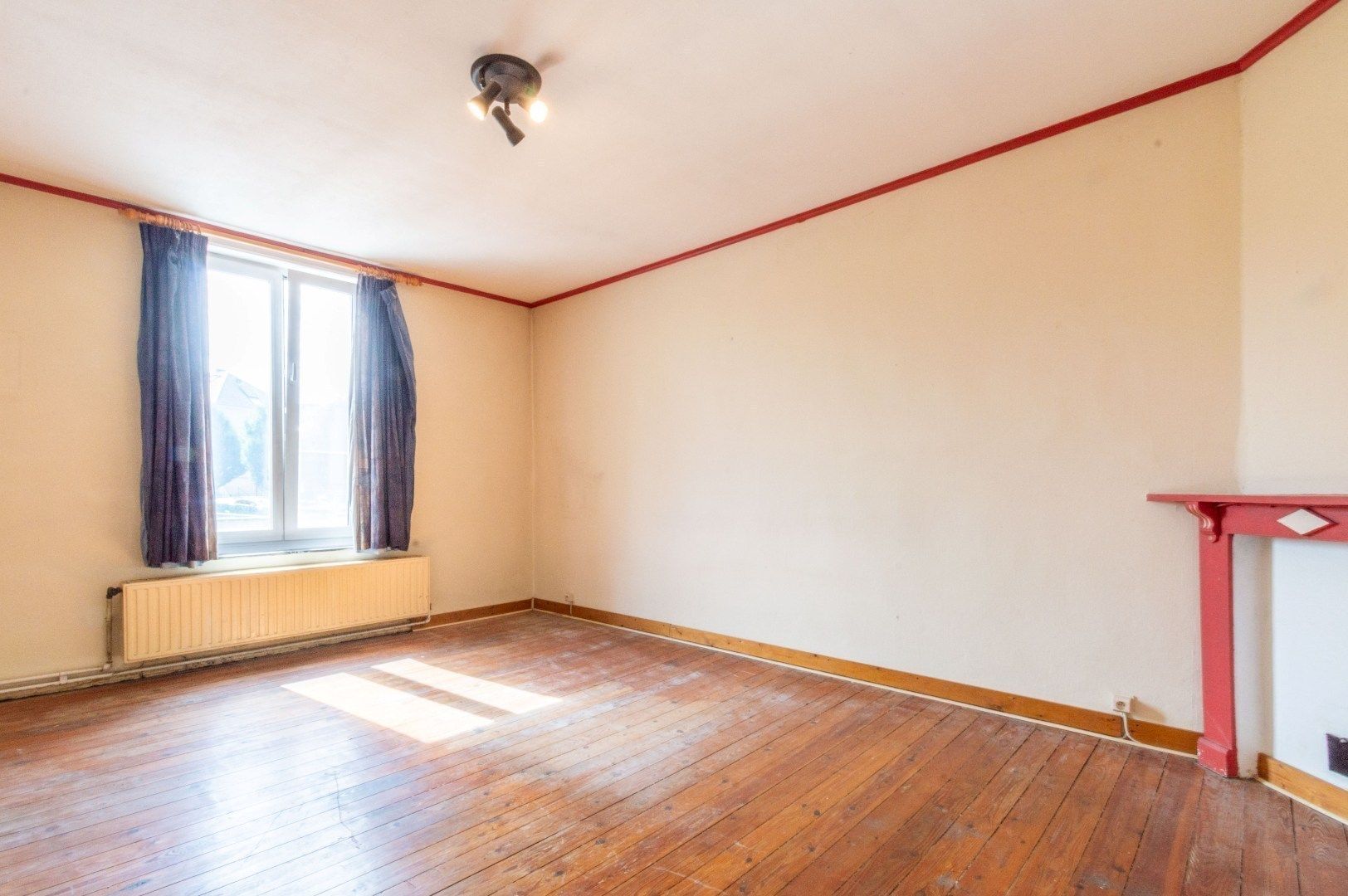 Ruime woning te renoveren met 4 slaapkamers ! foto 20