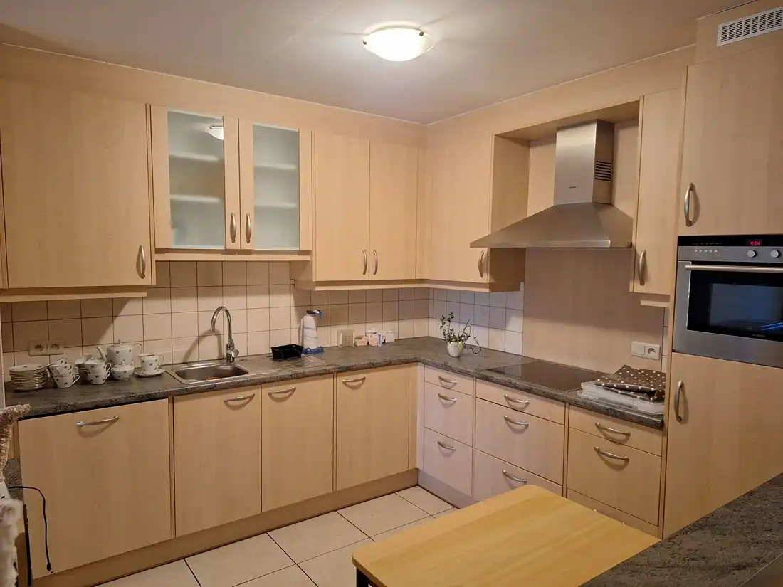 Centraal gelegen gelijkvloers appartement te Koersel foto 6