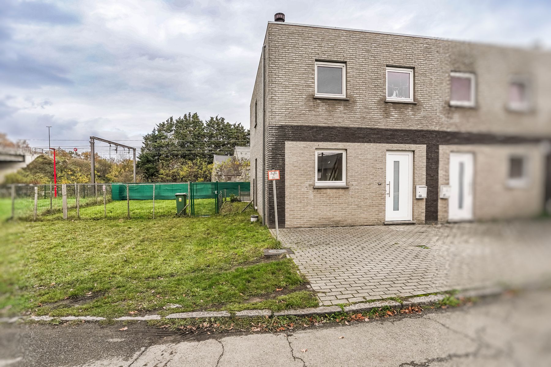 Leuke halfopen woning met 2 slaapkamers te Londerzeel foto 2