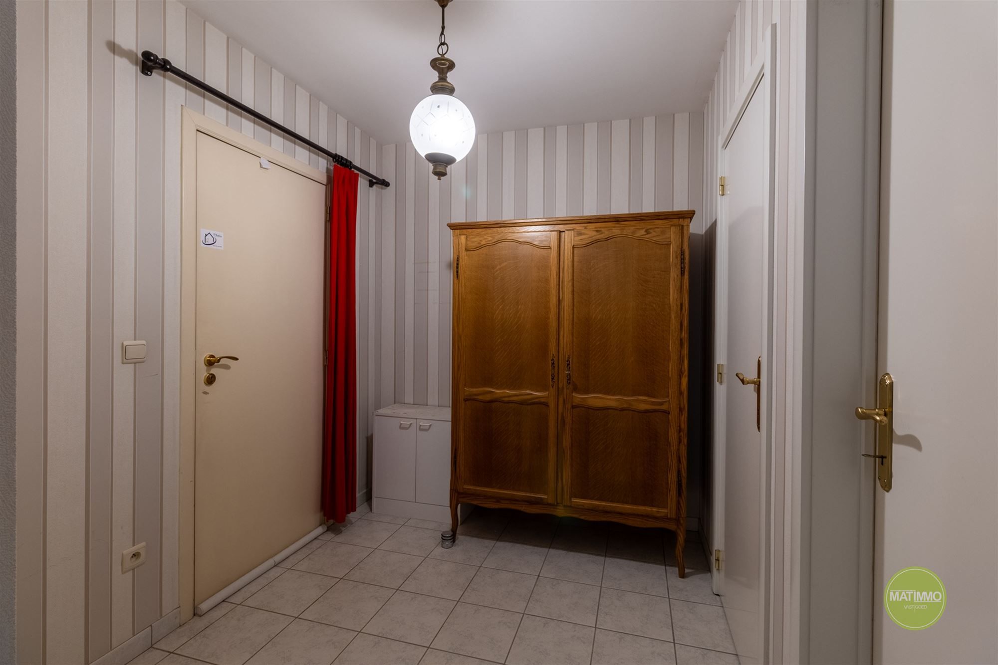 Instapklaar appartement met ruim overdekt terras in Balen foto 10