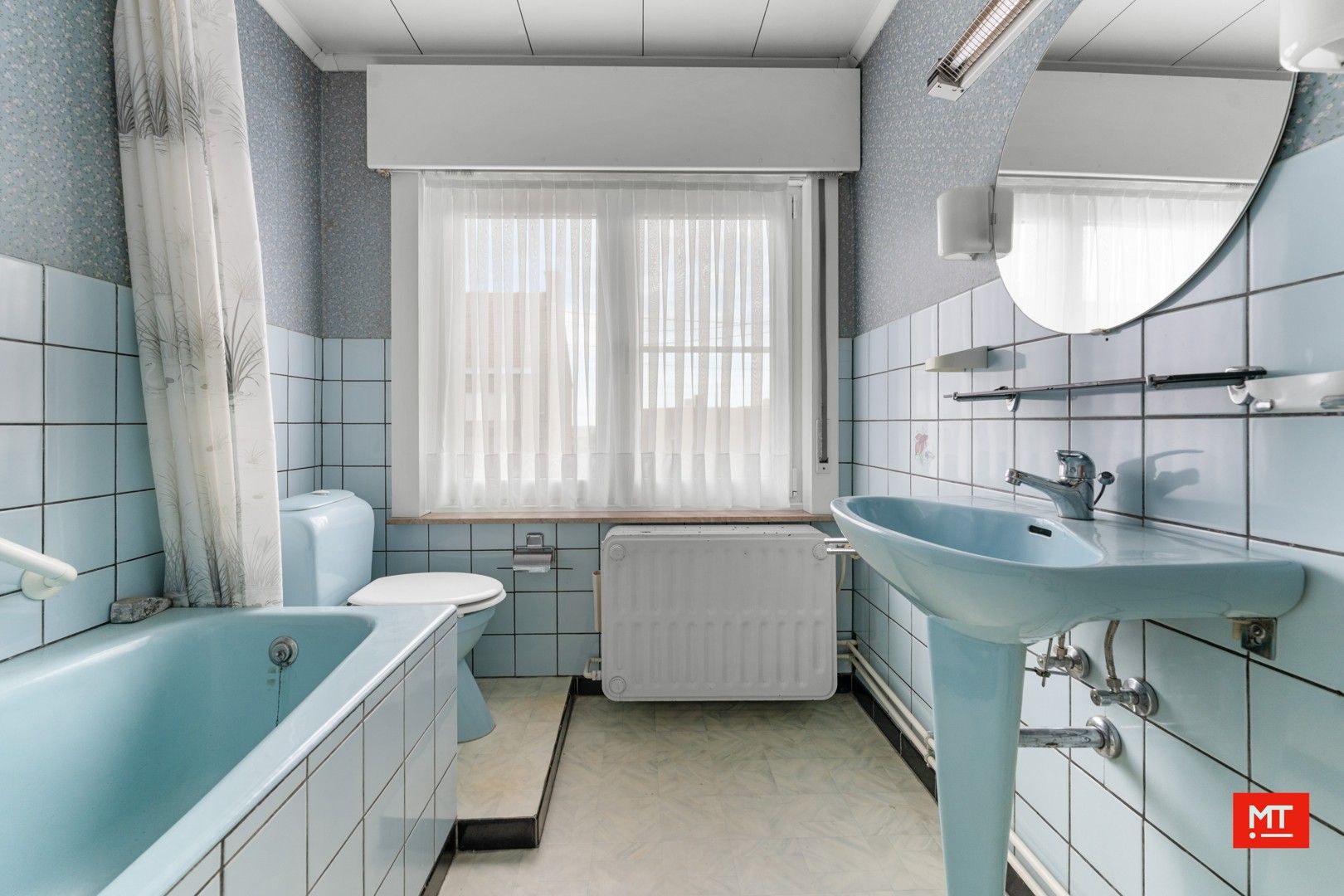 Te renoveren alleenstaande woning met 3 slaapkamers, Westgerichte tuin en garage in het centrum van Passendale foto 14