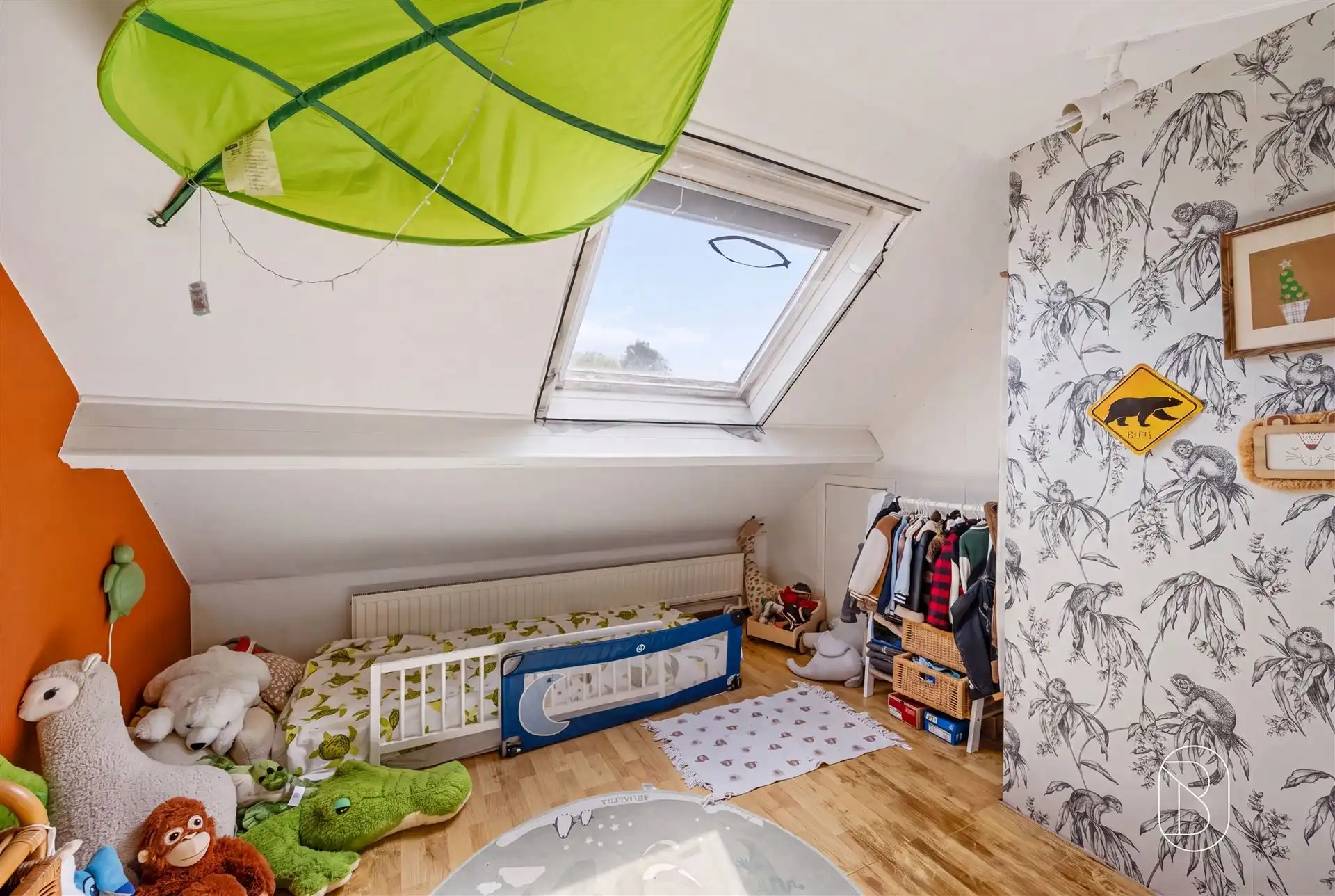 Bel-etagewoning met 3 slpk, garage en tuin in Vloesberg foto 20