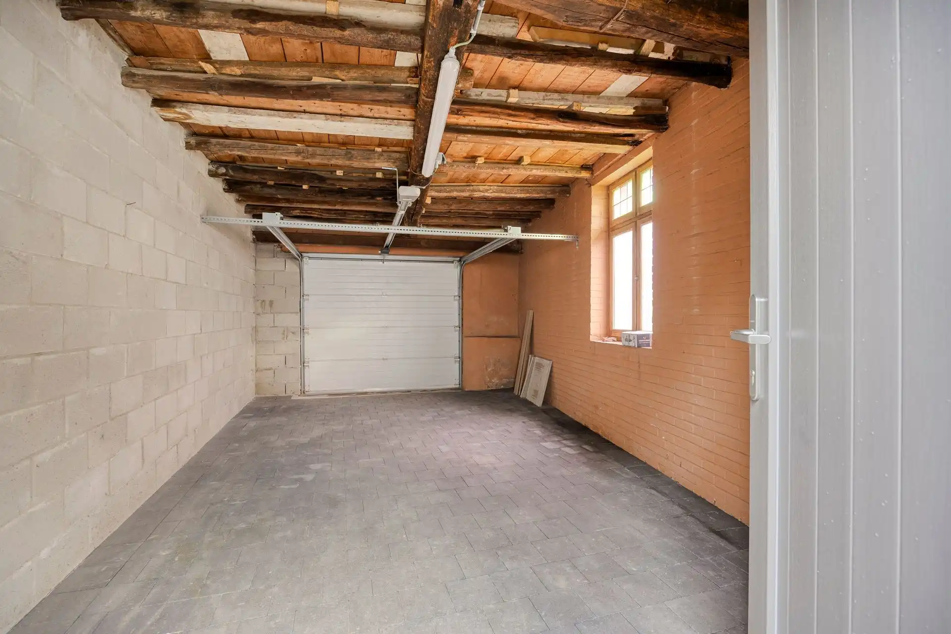 Gezinswoning met praktijkruimte! foto 46