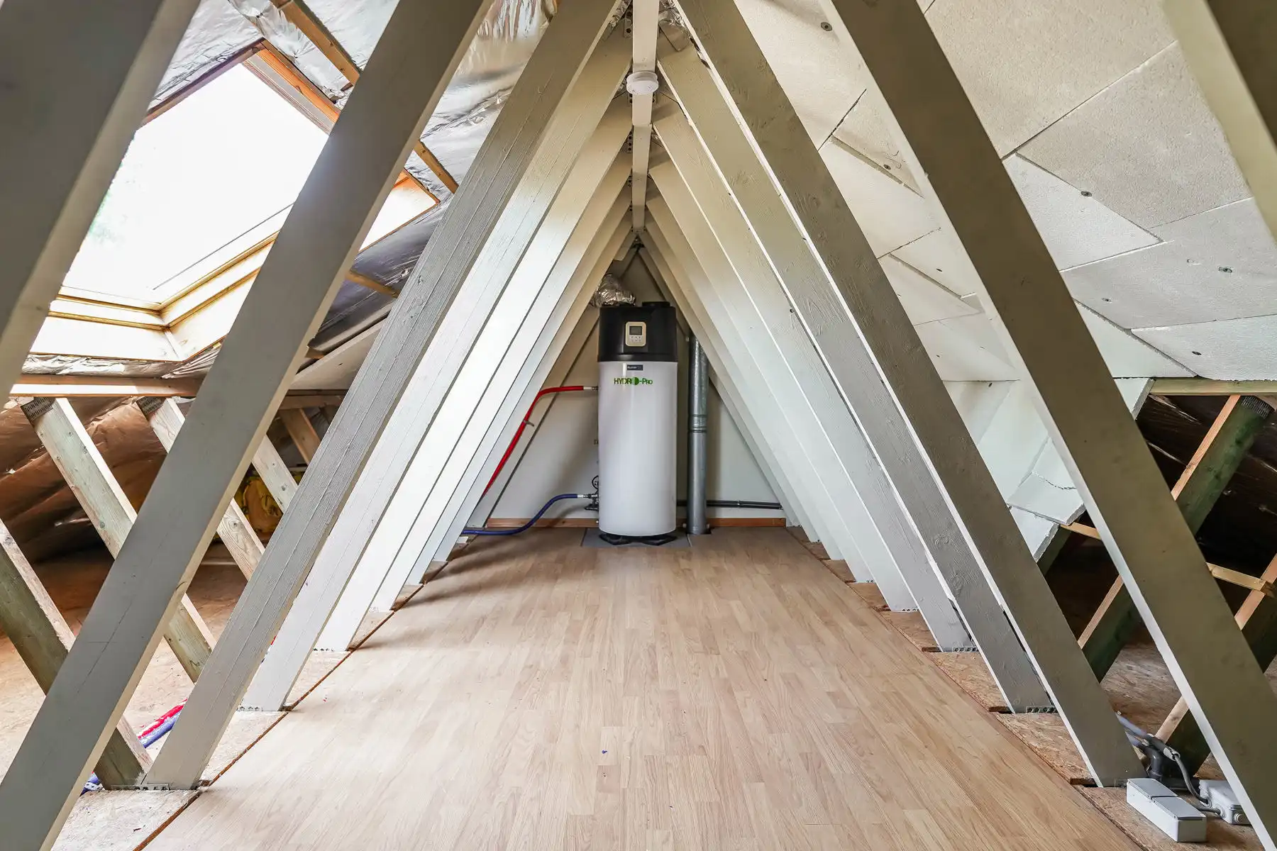 Perfect instapklare rijwoning te Willebroek foto 23