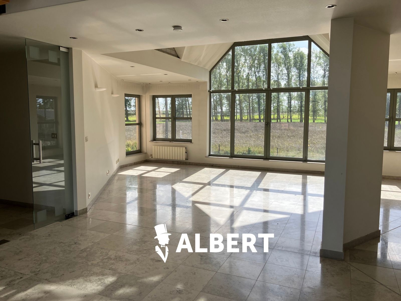 Ruim duplex appartement in Bilzen-Hoeselt te huur! foto 5