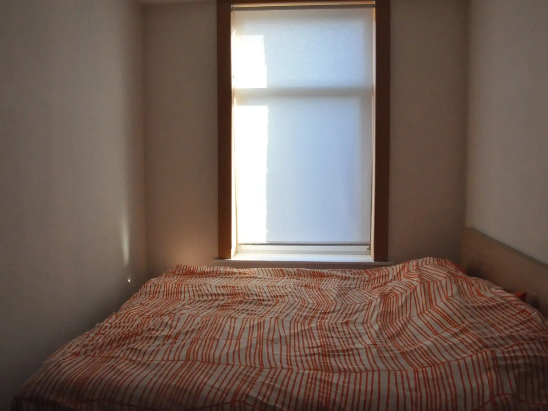 Verzorgde rijwoning met 3 slaapkamers, tuin en garage foto 12