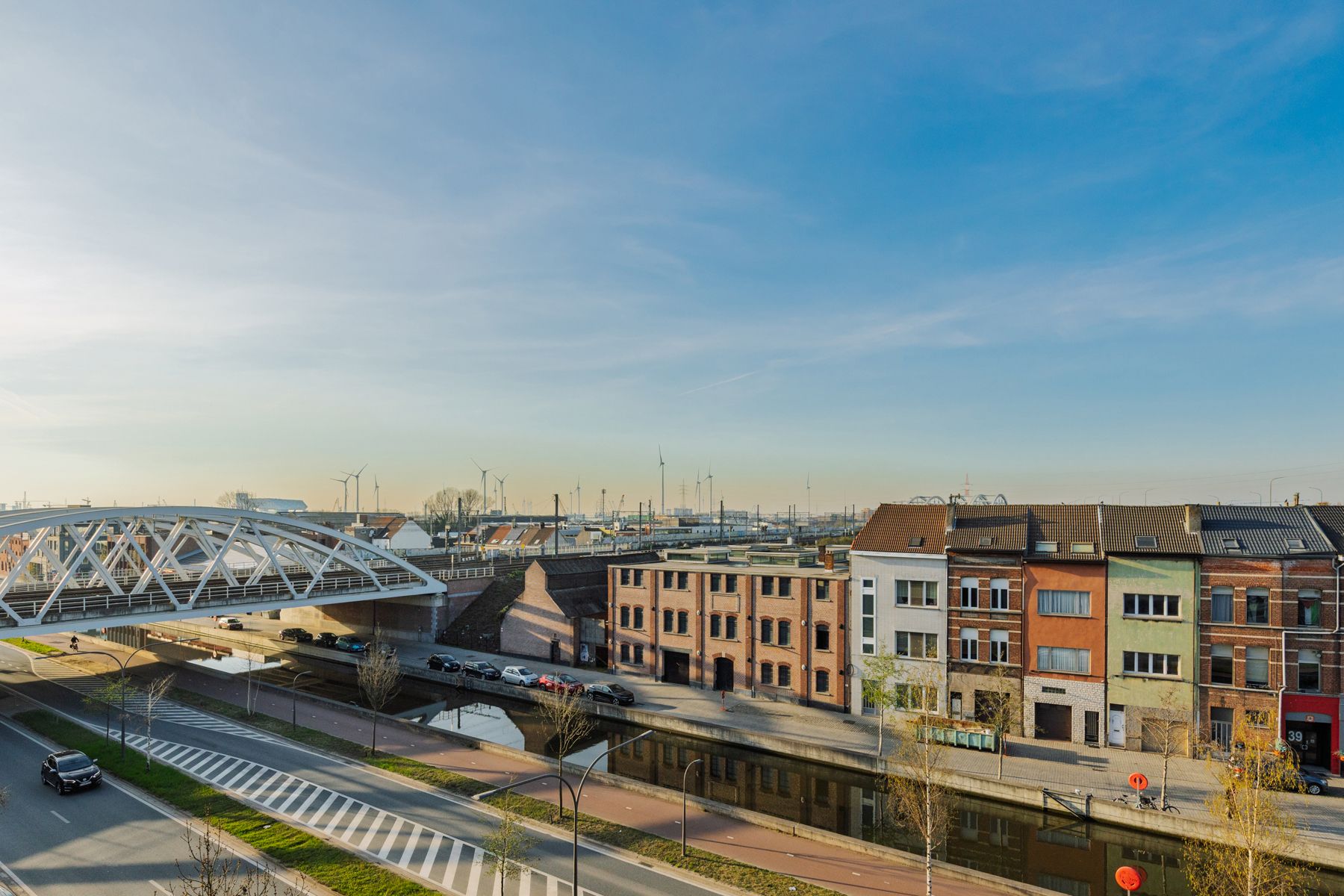 Unieke industriële loft in The Globe te  IJzerlaan foto 9