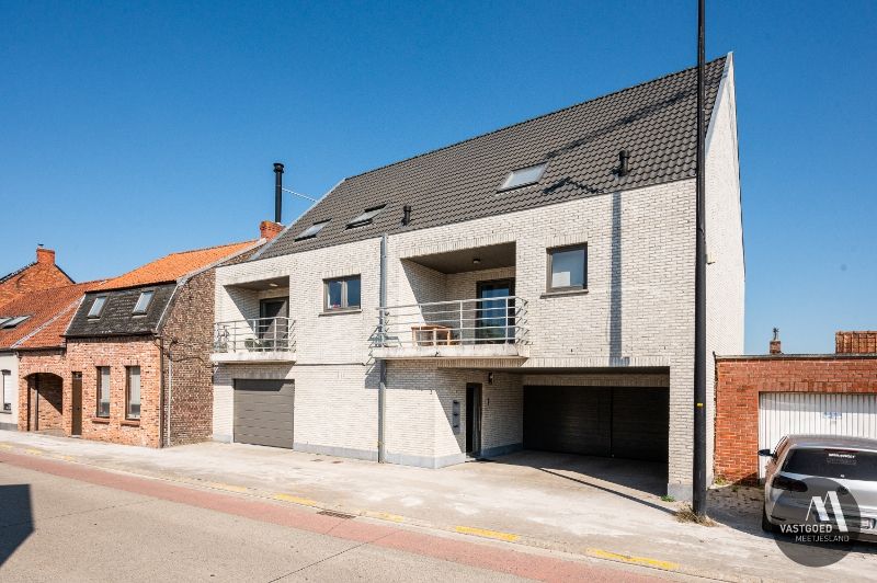 Recente eigendom met de voordelen van een huis en een appartement! foto 2