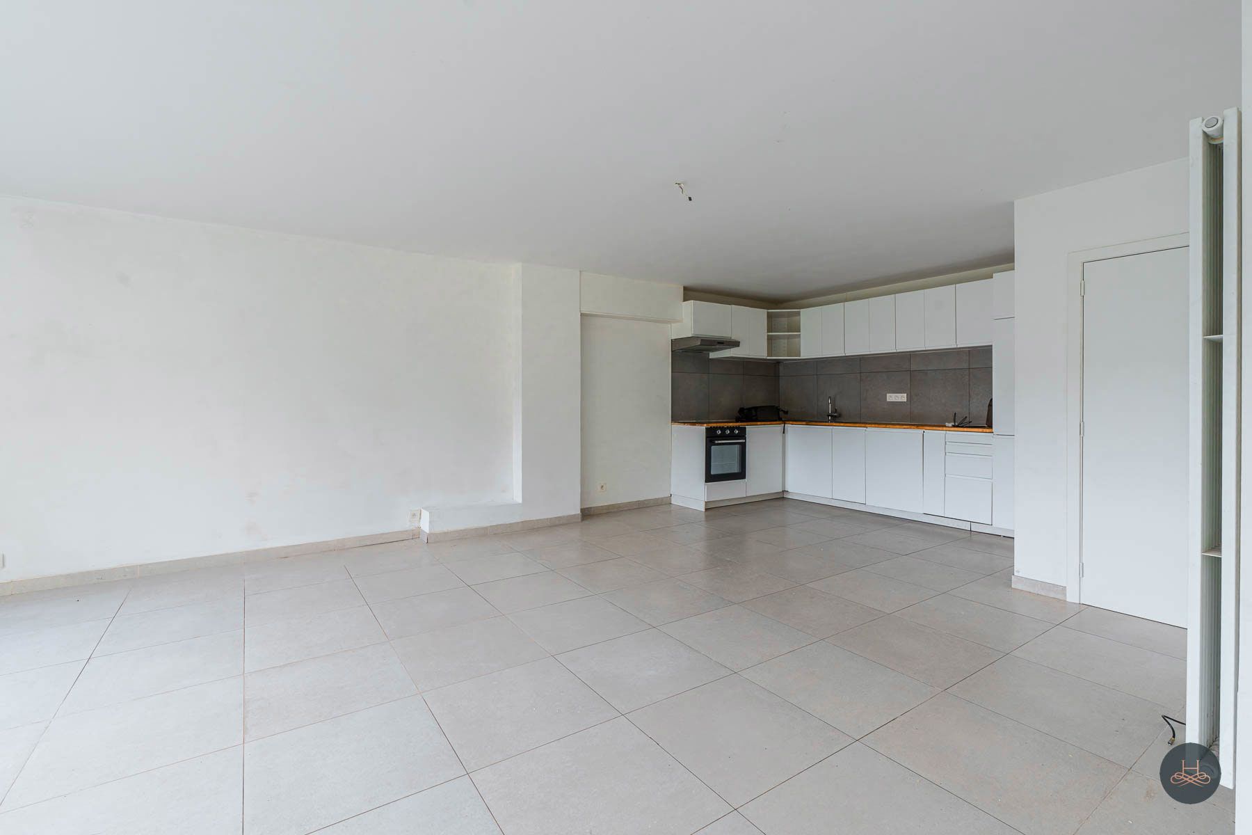 Uniek appartement met ruime tuin foto 7