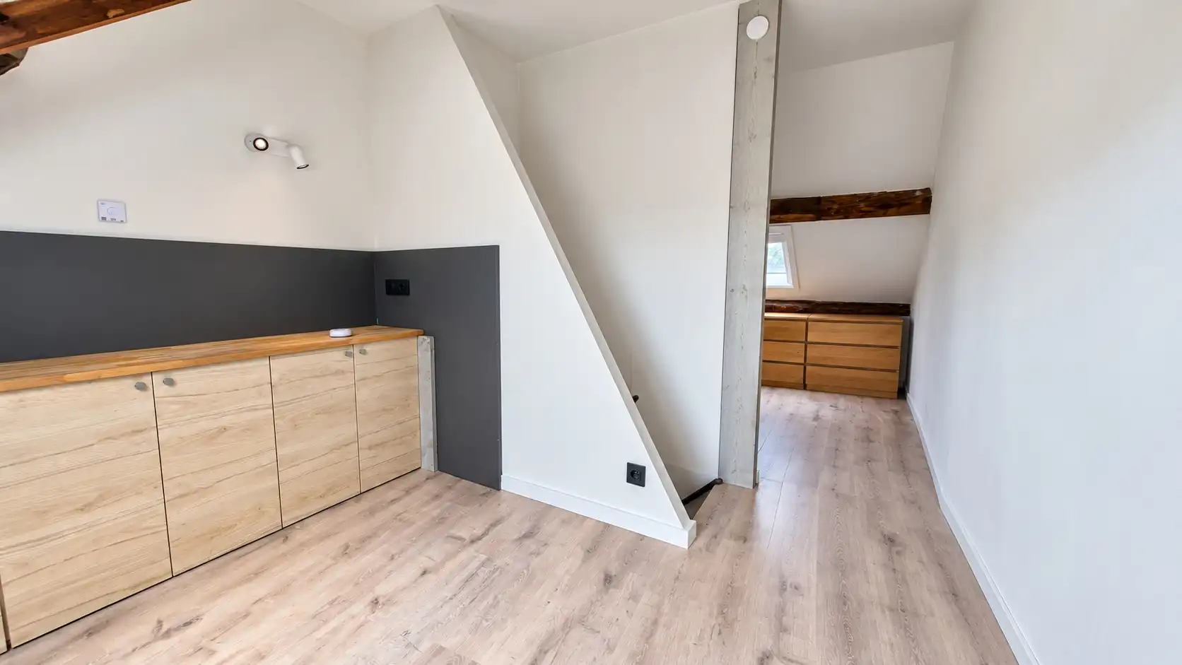 Gezellige instapklare woning in centrum van Wetteren foto 14